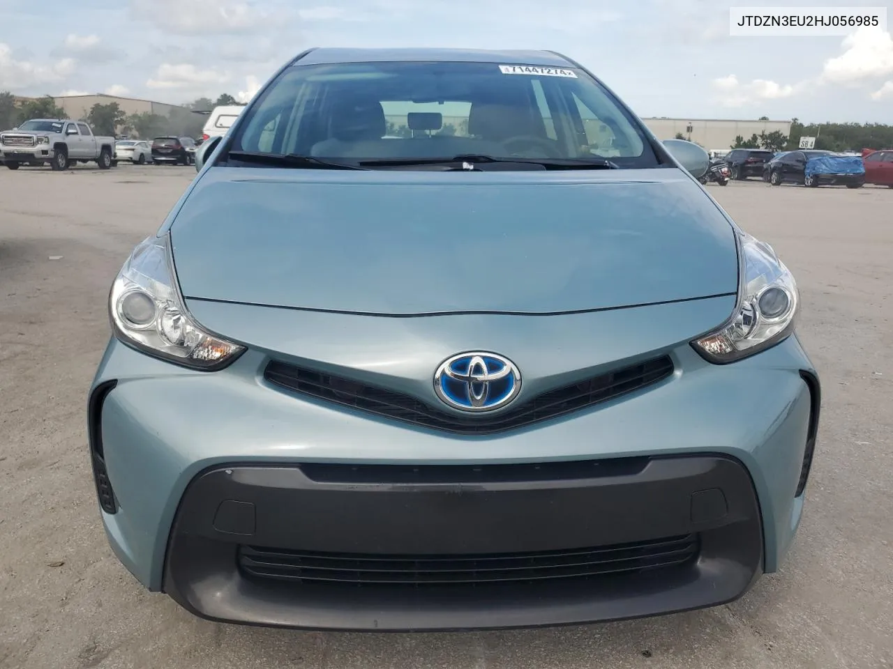 JTDZN3EU2HJ056985 2017 Toyota Prius V