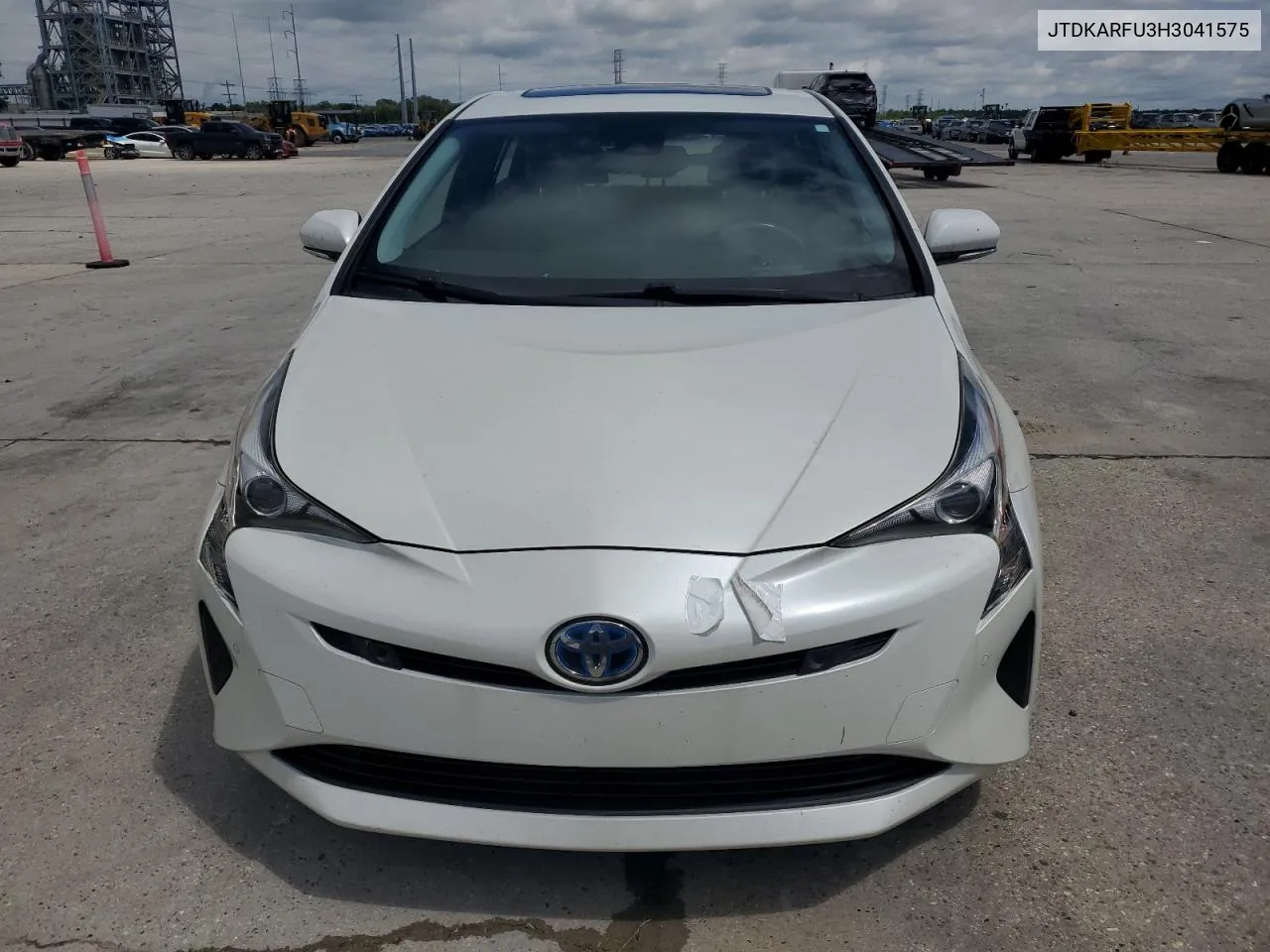 JTDKARFU3H3041575 2017 Toyota Prius