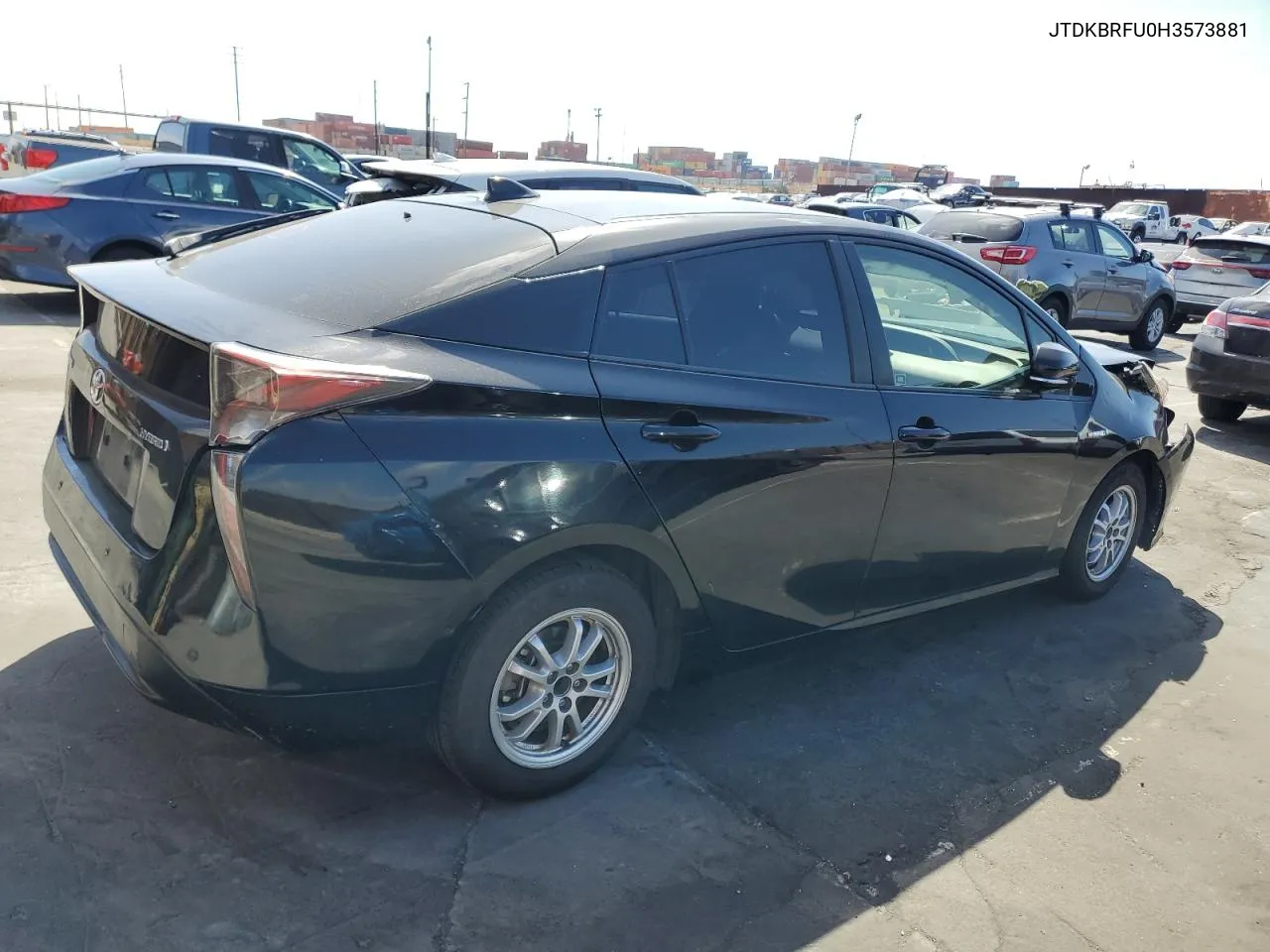 JTDKBRFU0H3573881 2017 Toyota Prius