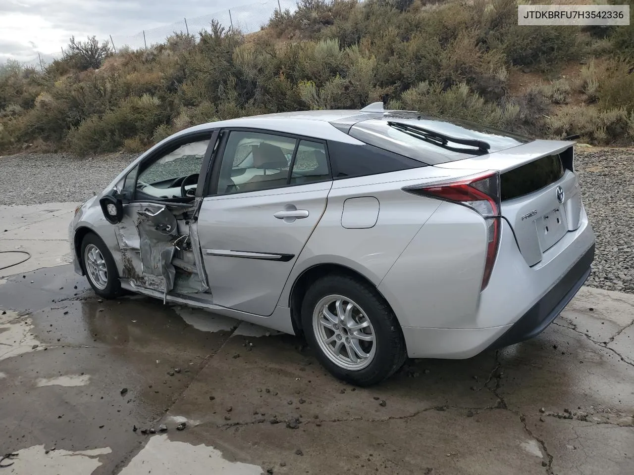 JTDKBRFU7H3542336 2017 Toyota Prius