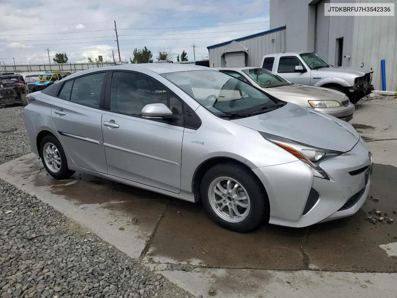 JTDKBRFU7H3542336 2017 Toyota Prius