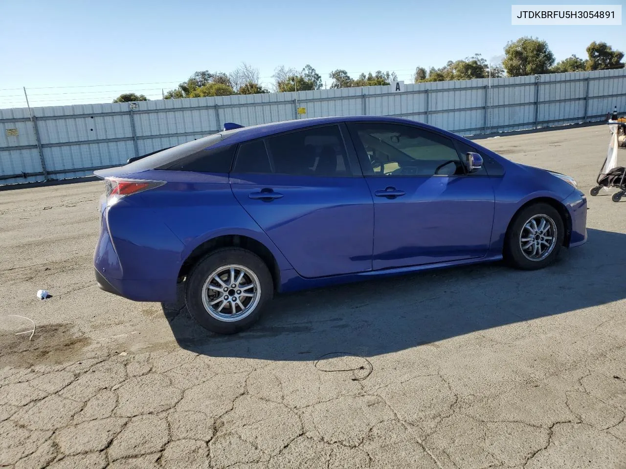 JTDKBRFU5H3054891 2017 Toyota Prius