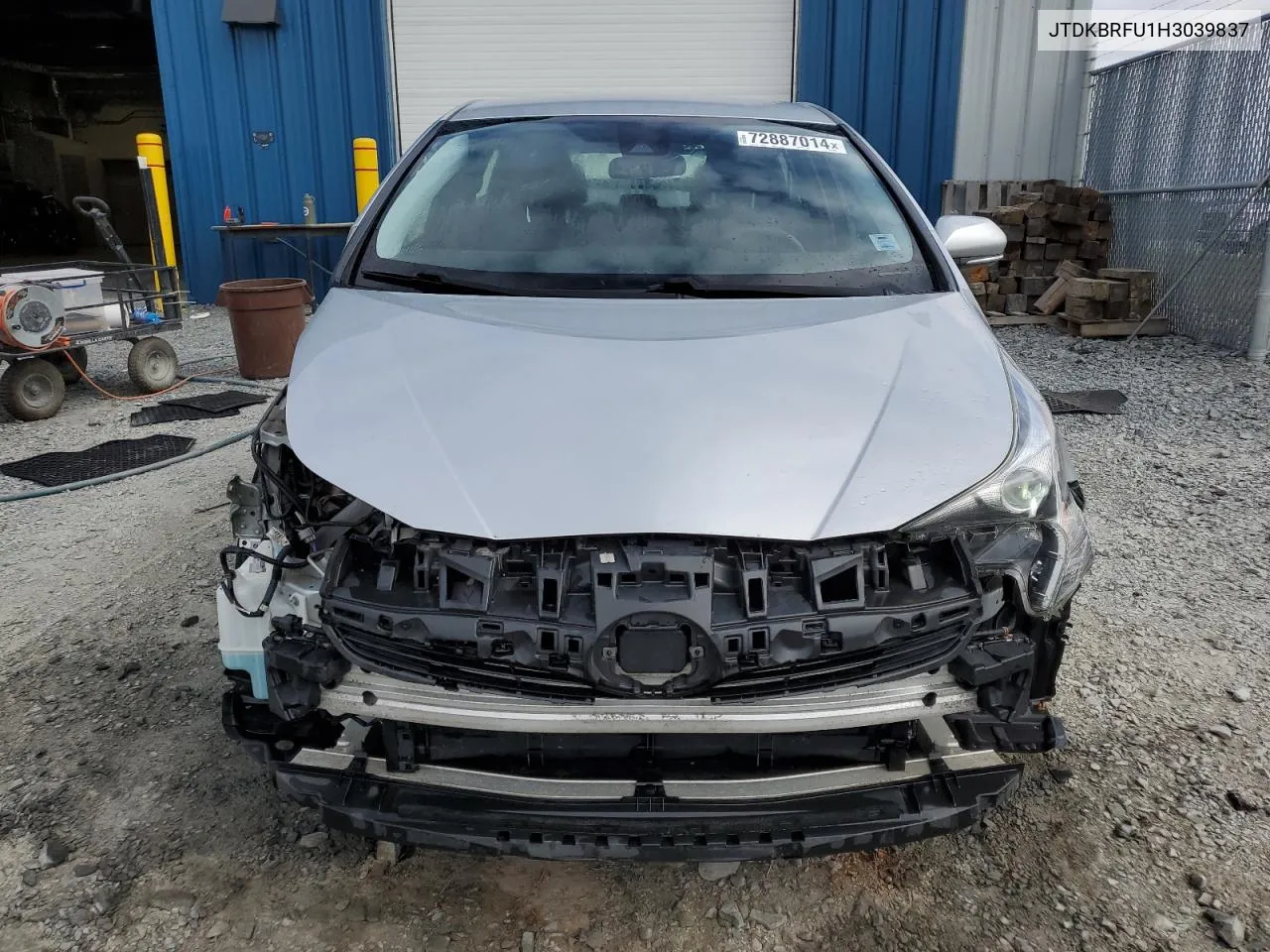 JTDKBRFU1H3039837 2017 Toyota Prius