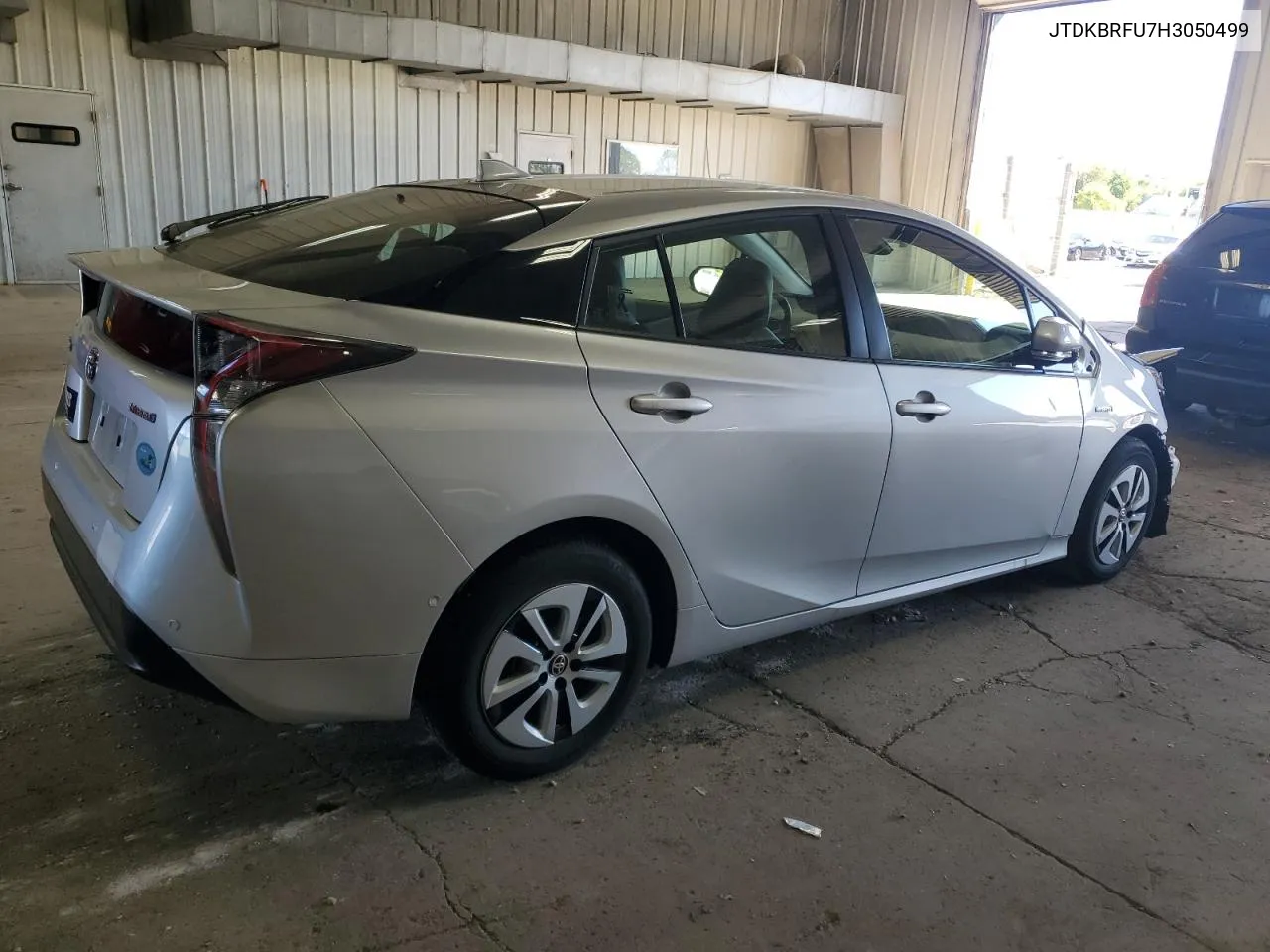 JTDKBRFU7H3050499 2017 Toyota Prius