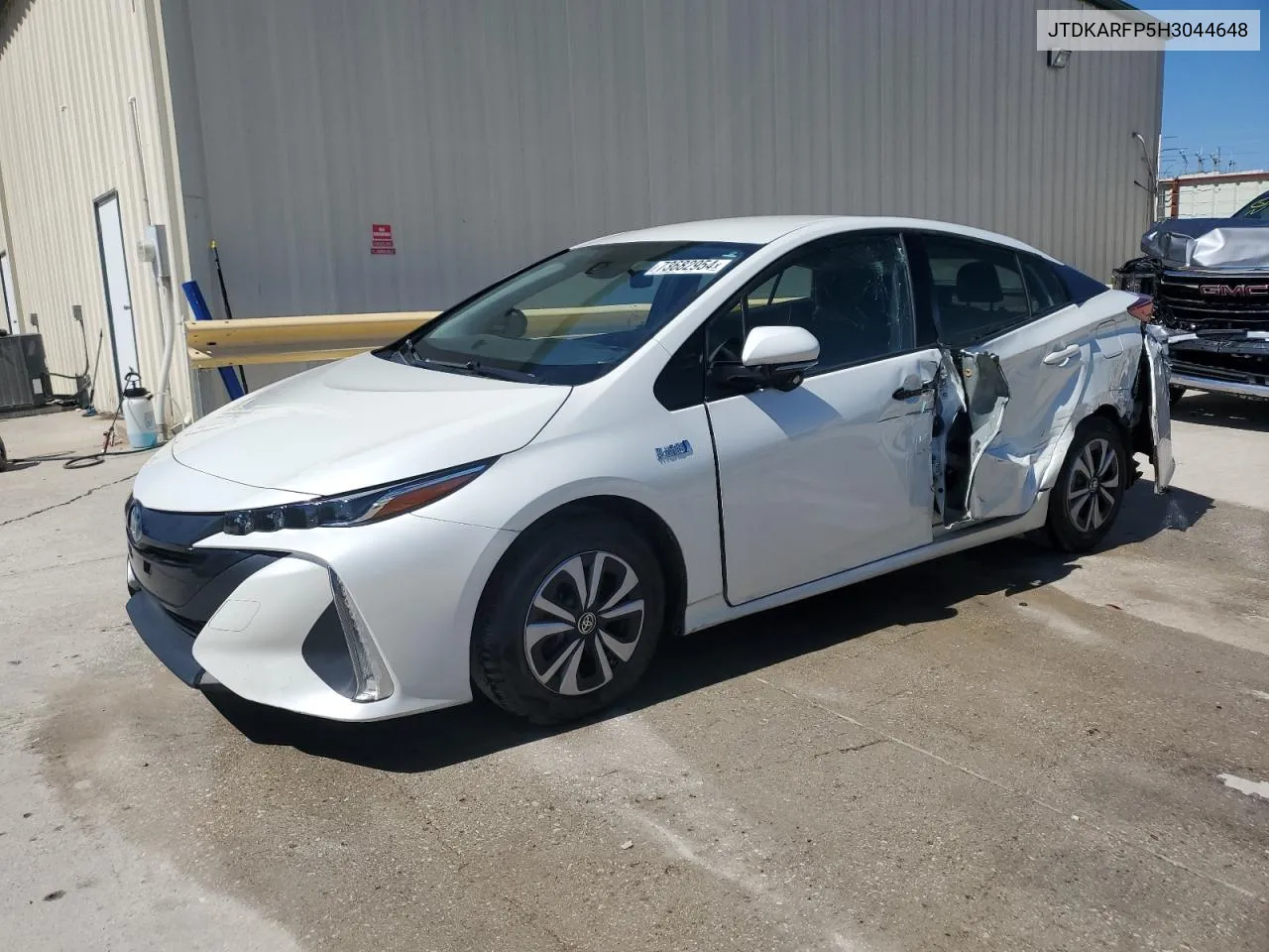 2017 Toyota Prius Prime VIN: JTDKARFP5H3044648 Lot: 73682954