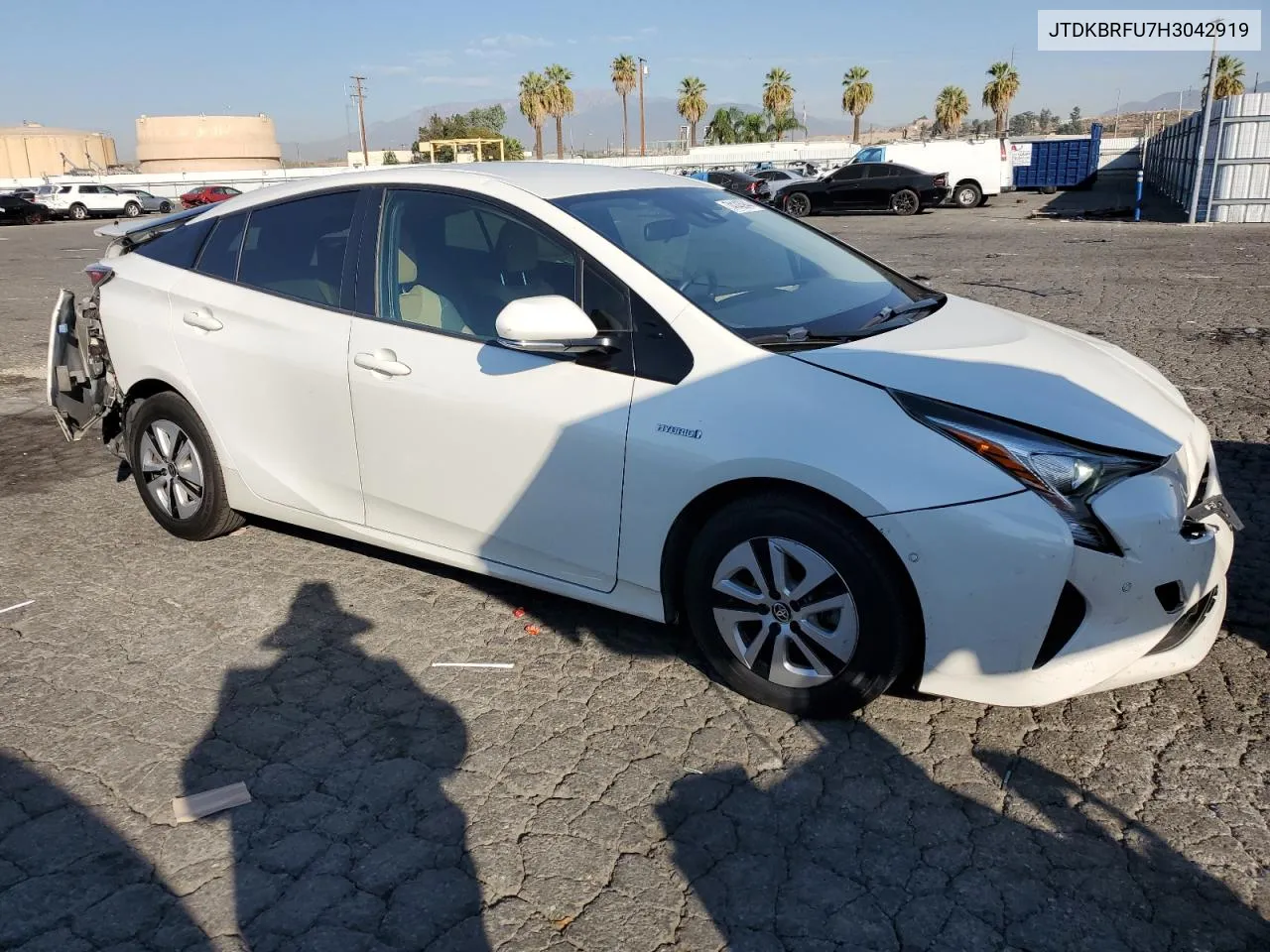 2017 Toyota Prius VIN: JTDKBRFU7H3042919 Lot: 74143944