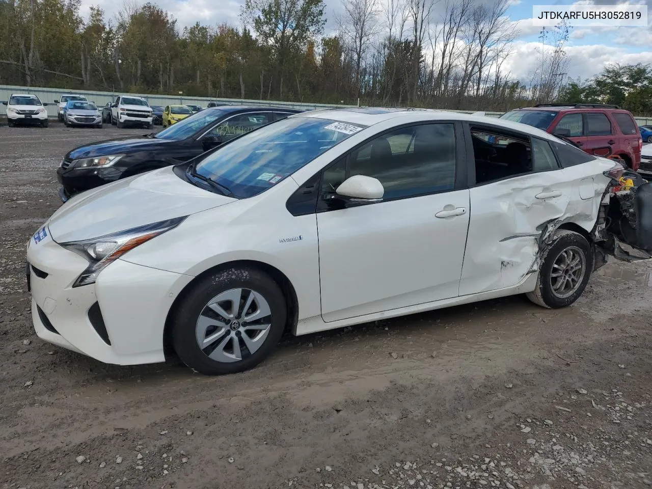 2017 Toyota Prius VIN: JTDKARFU5H3052819 Lot: 74328474