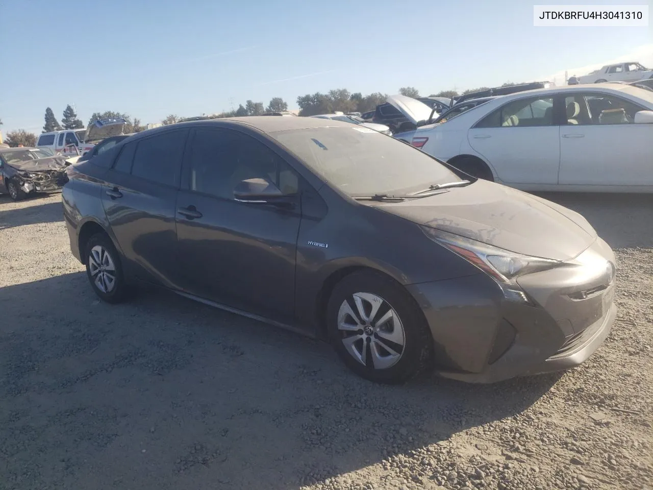 JTDKBRFU4H3041310 2017 Toyota Prius