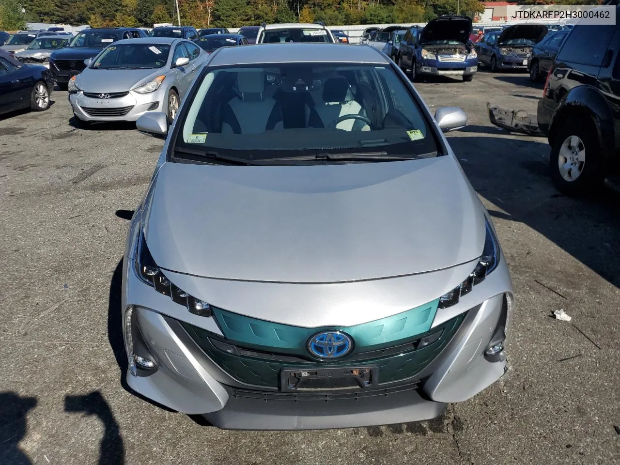 2017 Toyota Prius Prime VIN: JTDKARFP2H3000462 Lot: 75383034