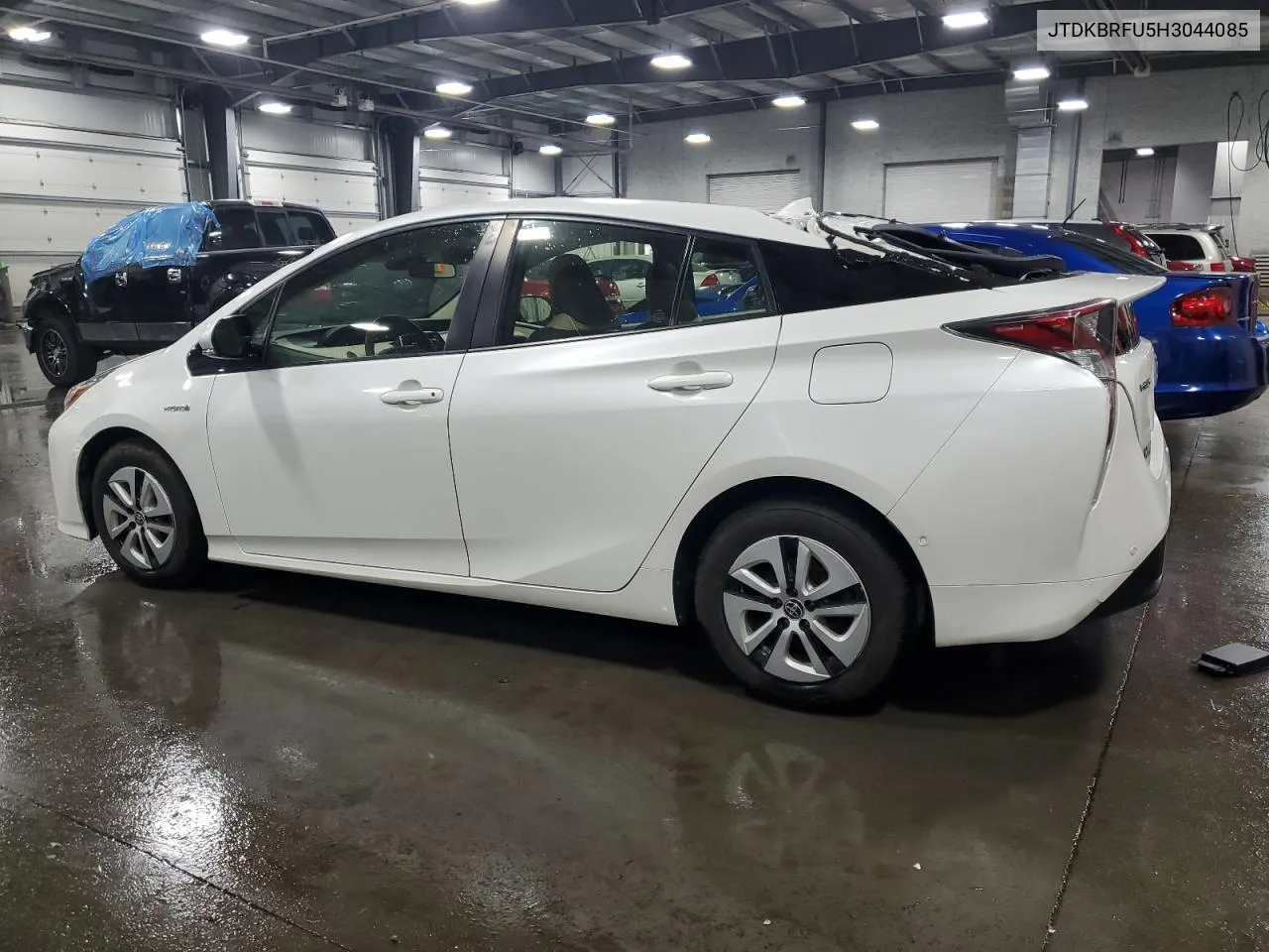 2017 Toyota Prius VIN: JTDKBRFU5H3044085 Lot: 76458504