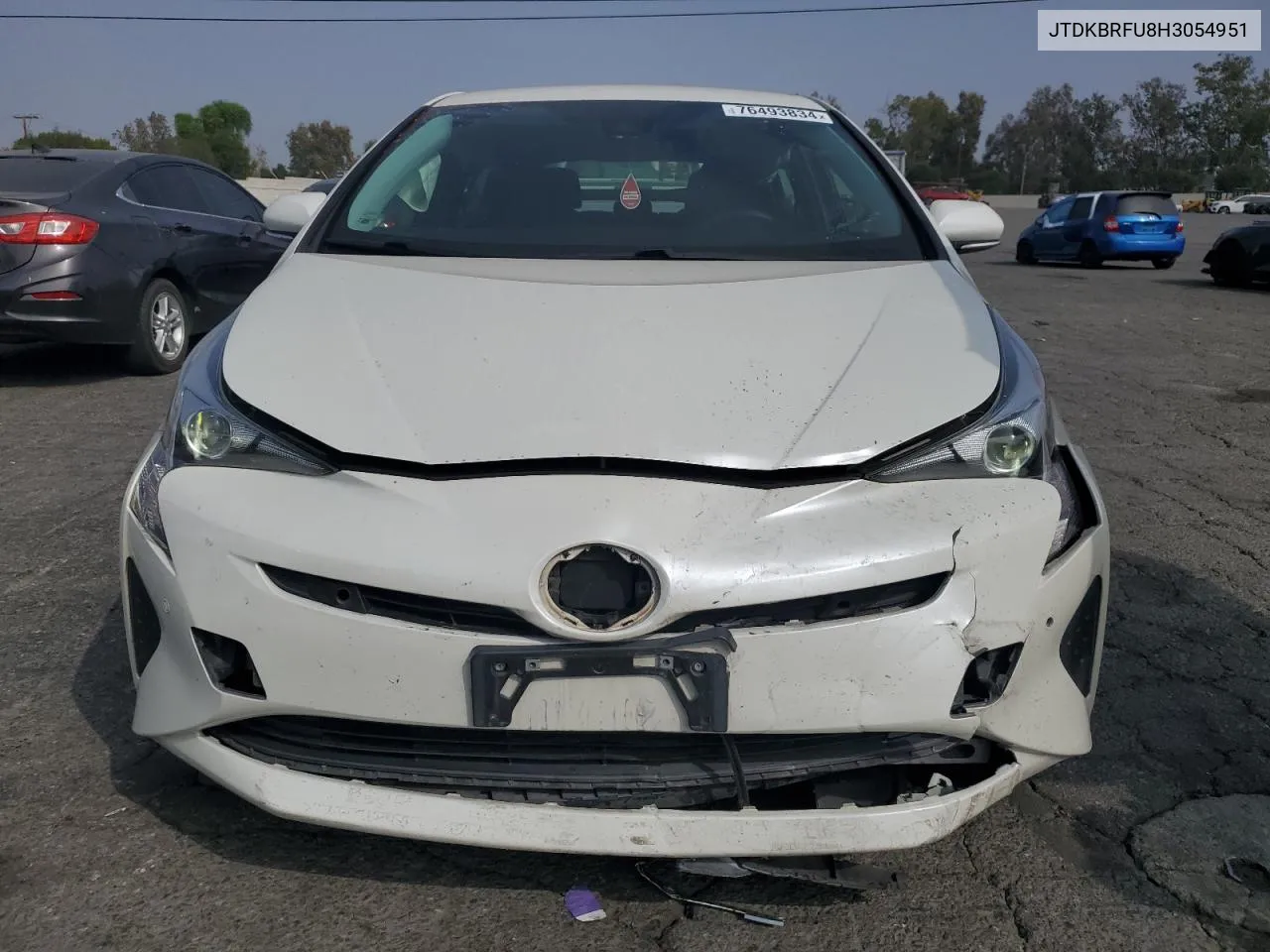 JTDKBRFU8H3054951 2017 Toyota Prius