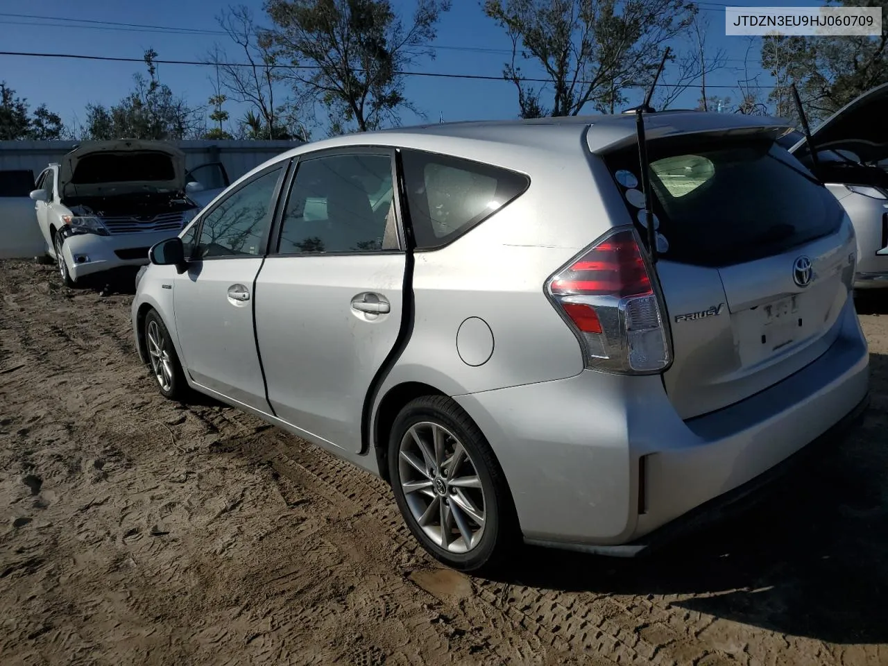 2017 Toyota Prius V VIN: JTDZN3EU9HJ060709 Lot: 77185324