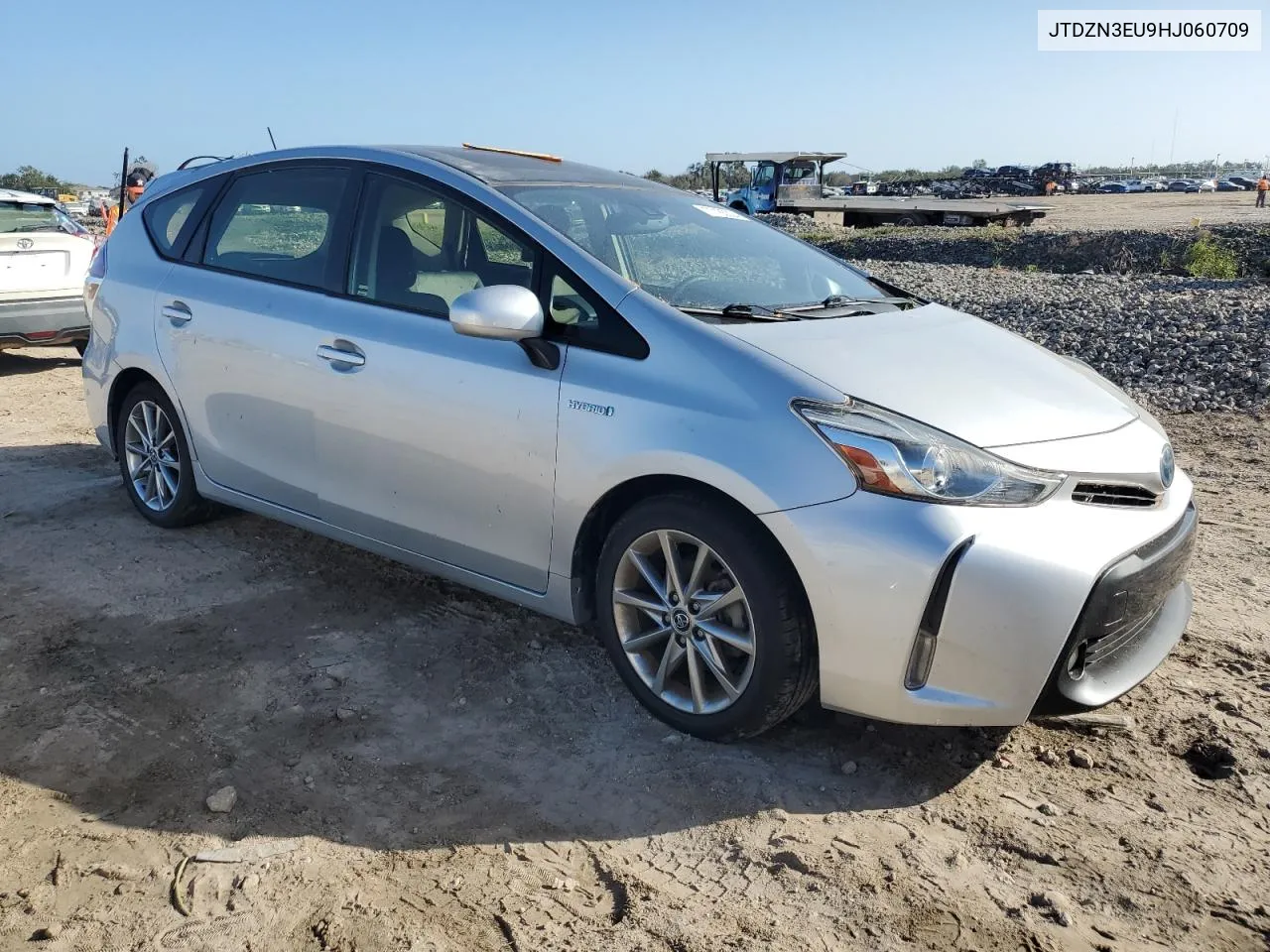 2017 Toyota Prius V VIN: JTDZN3EU9HJ060709 Lot: 77185324