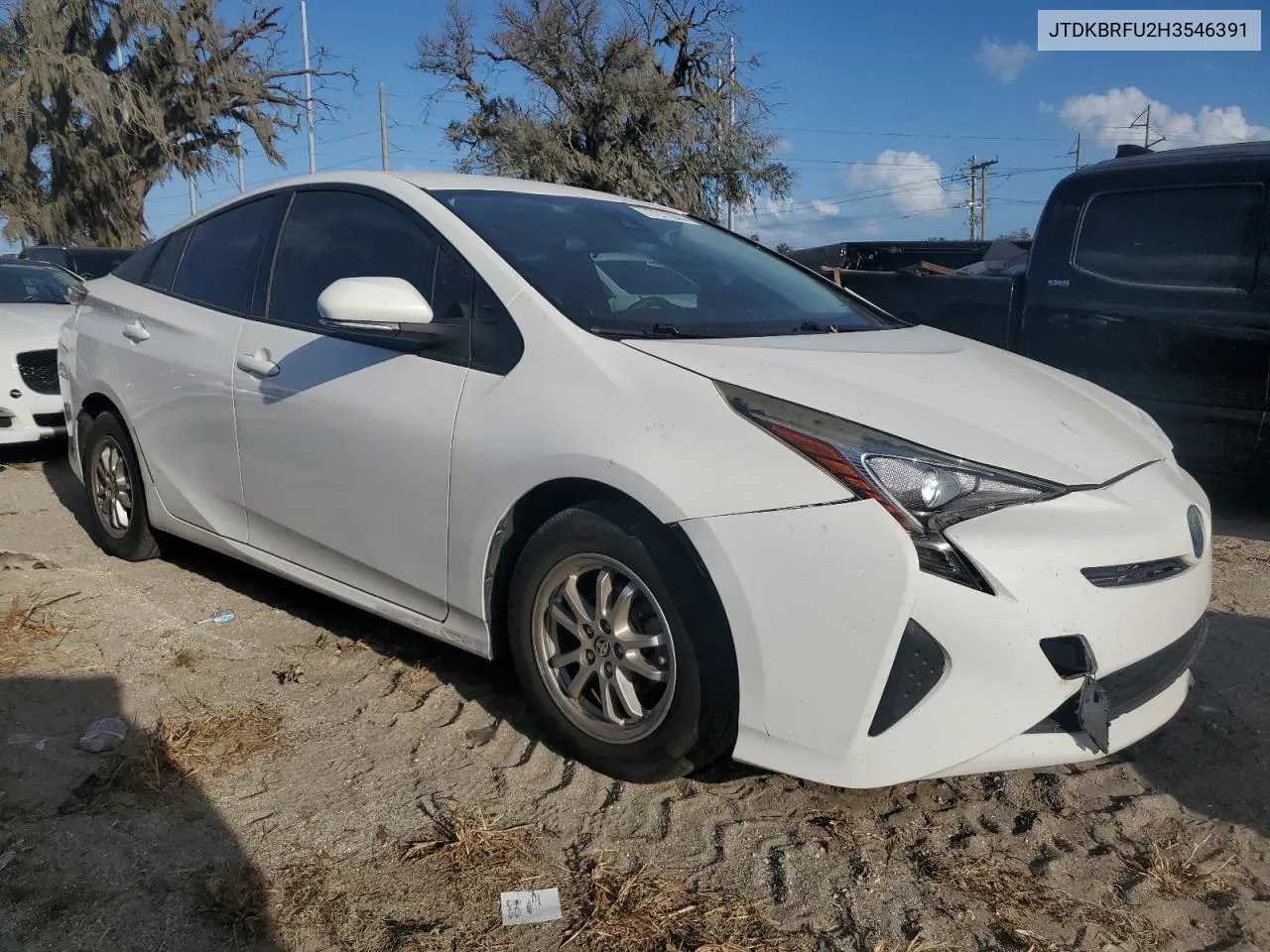 JTDKBRFU2H3546391 2017 Toyota Prius