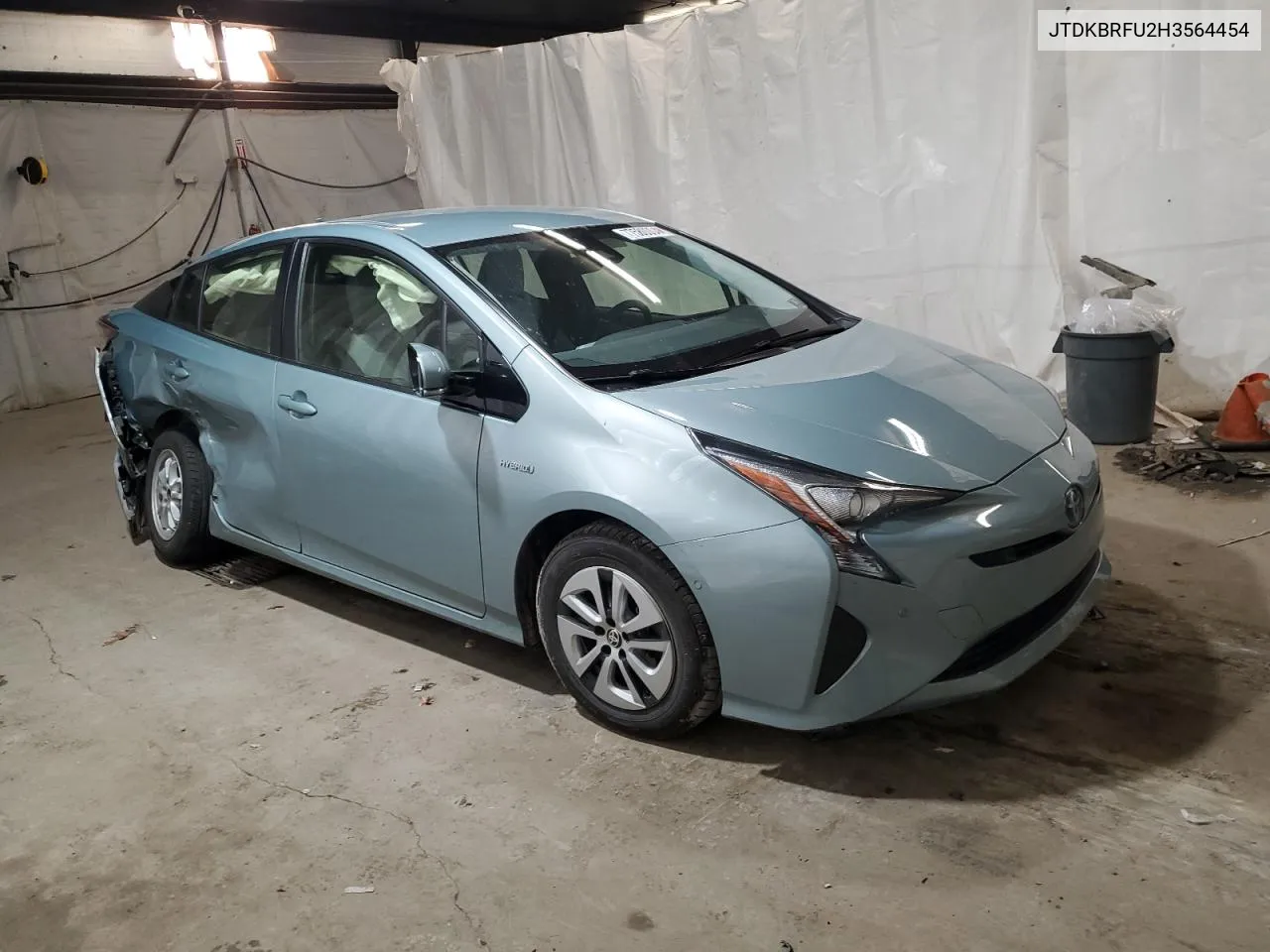 2017 Toyota Prius VIN: JTDKBRFU2H3564454 Lot: 77580004