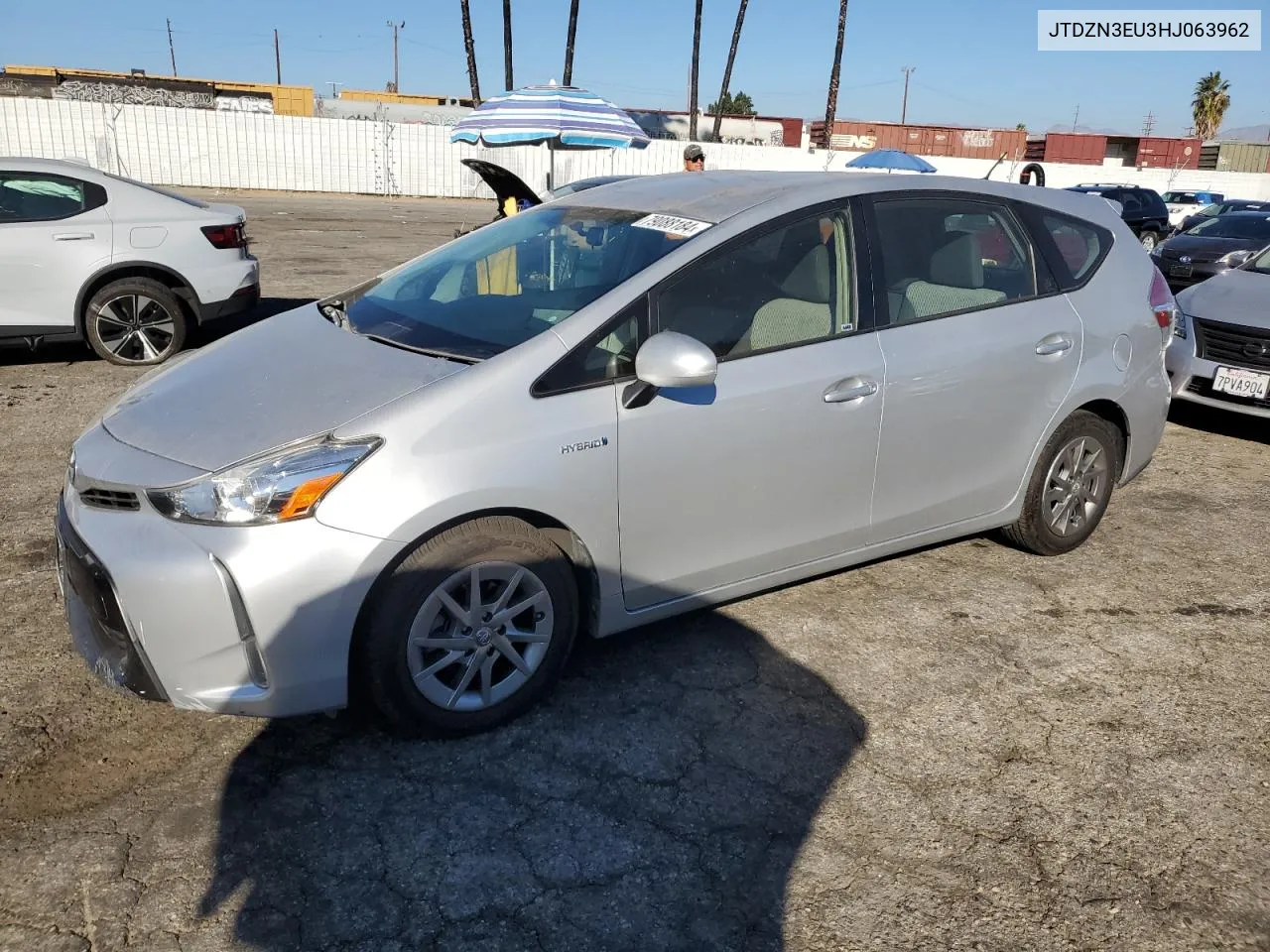 2017 Toyota Prius V VIN: JTDZN3EU3HJ063962 Lot: 79088184