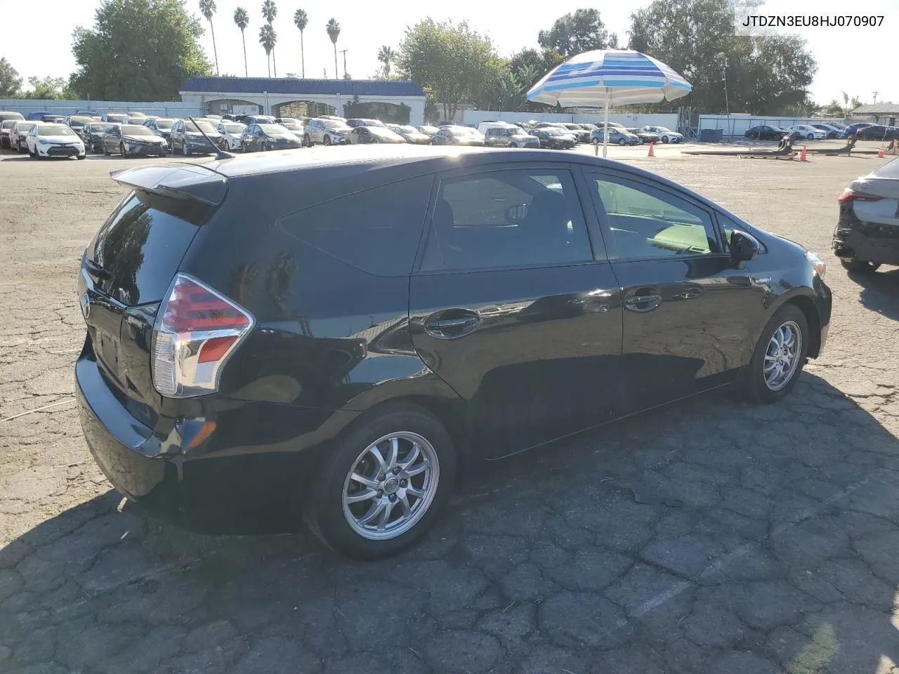 2017 Toyota Prius V VIN: JTDZN3EU8HJ070907 Lot: 79775964