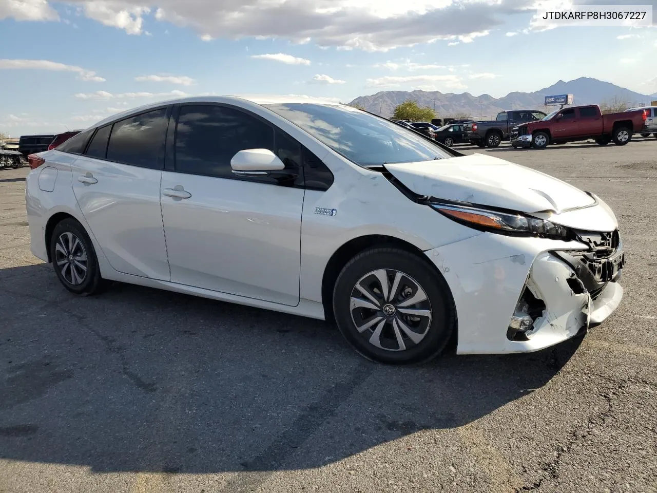 2017 Toyota Prius Prime VIN: JTDKARFP8H3067227 Lot: 80780864