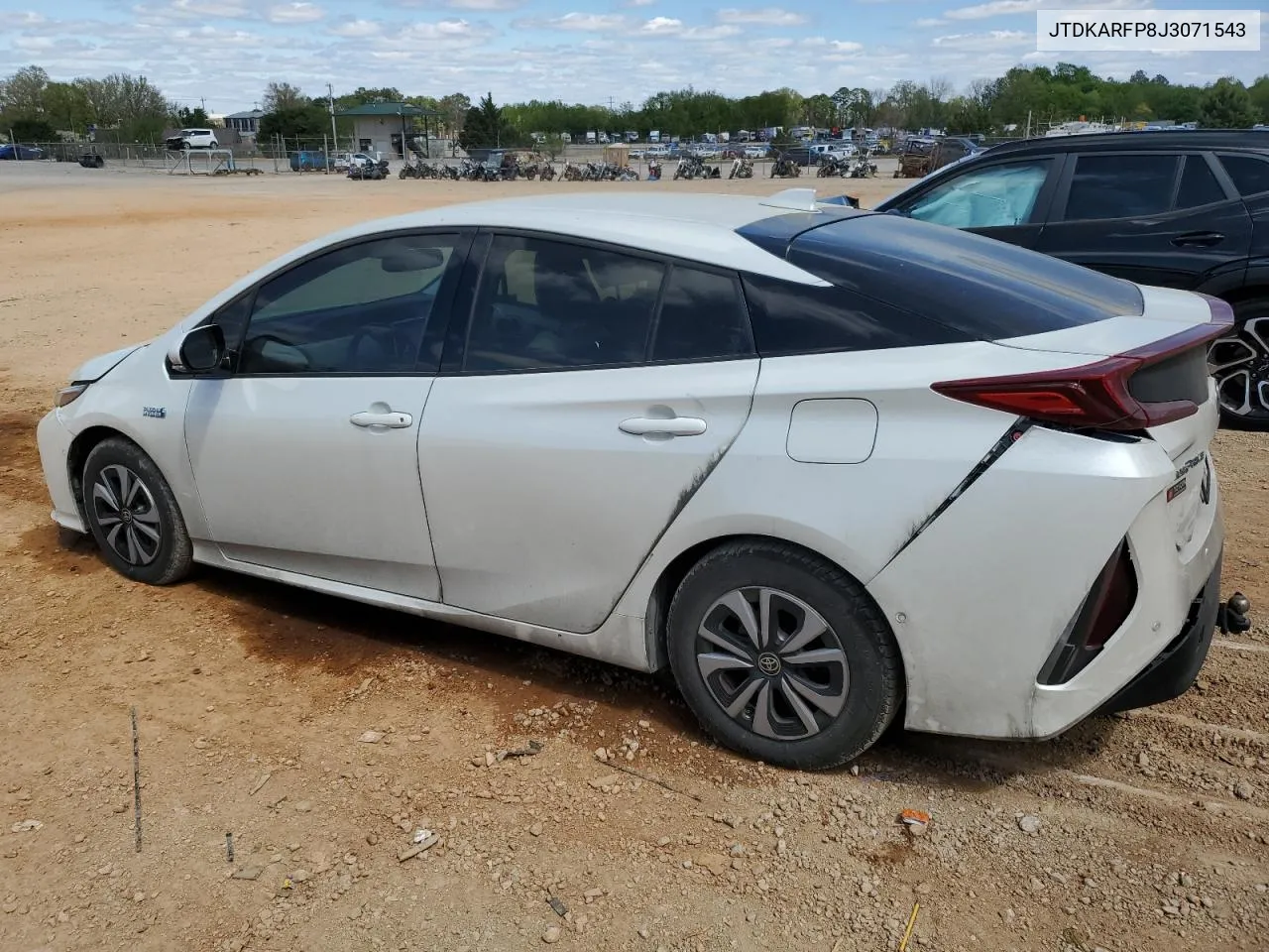 JTDKARFP8J3071543 2018 Toyota Prius Prime