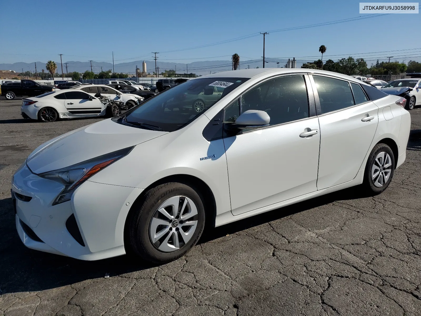 2018 Toyota Prius VIN: JTDKARFU9J3058998 Lot: 68064644