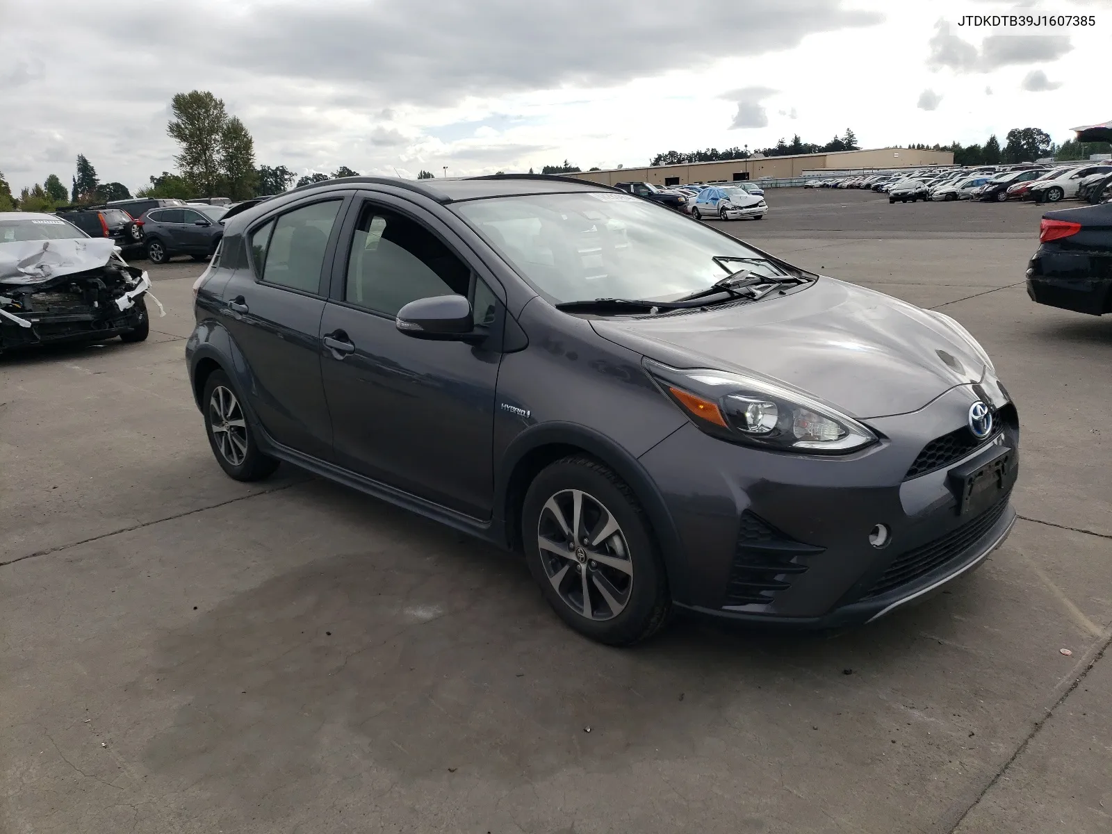 2018 Toyota Prius C VIN: JTDKDTB39J1607385 Lot: 68283454