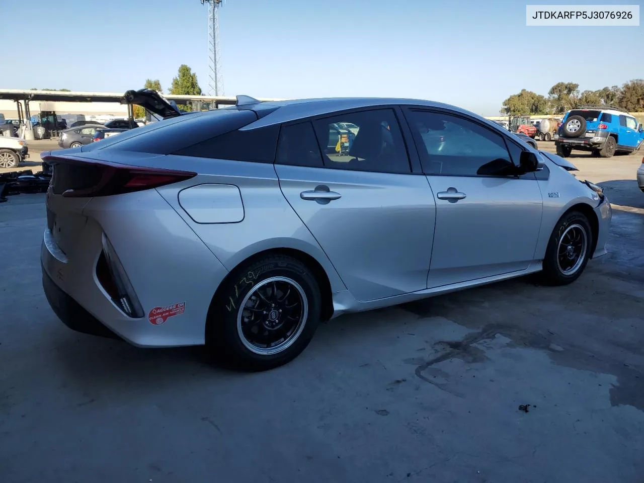 JTDKARFP5J3076926 2018 Toyota Prius Prime