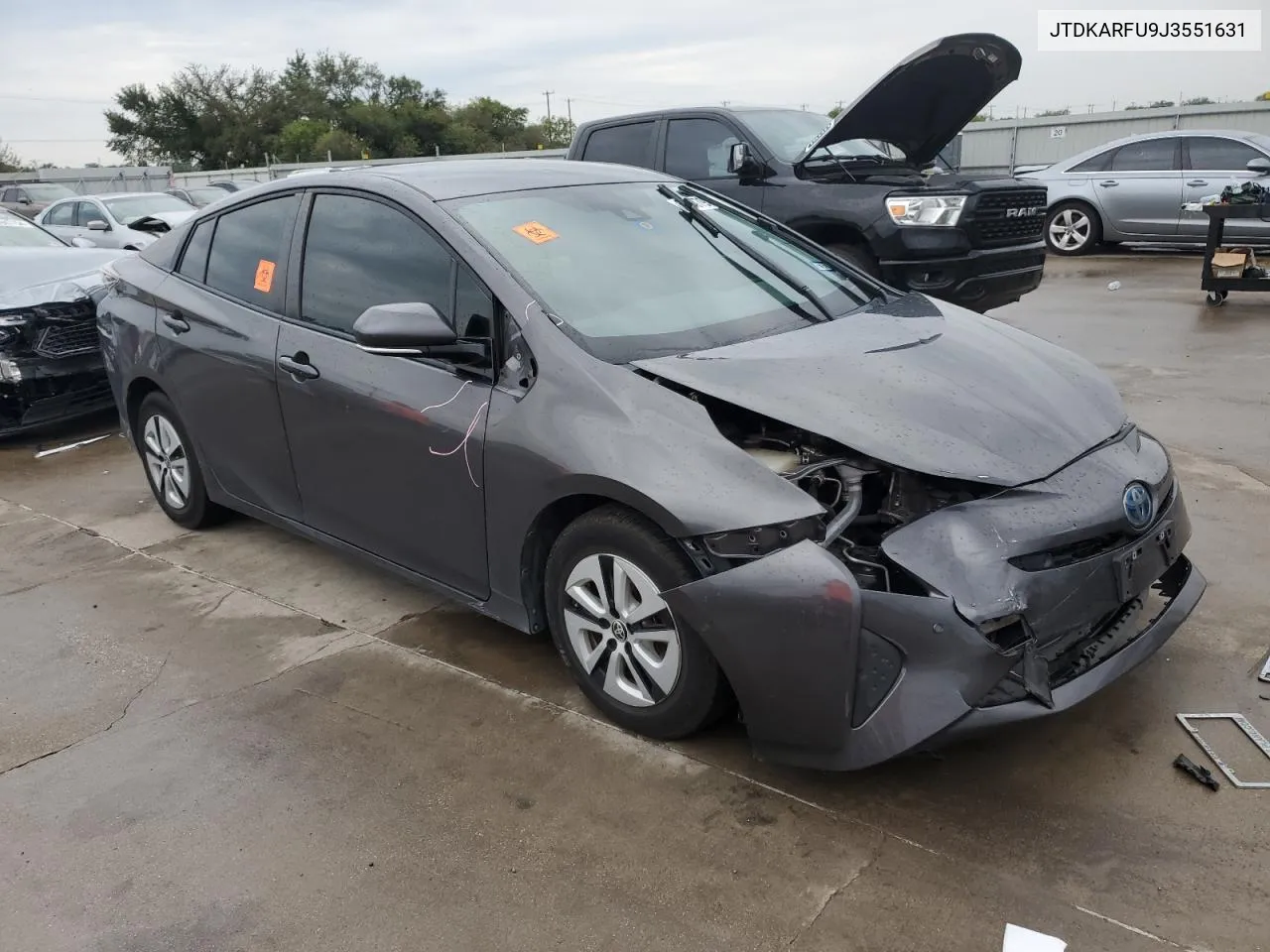 2018 Toyota Prius VIN: JTDKARFU9J3551631 Lot: 69387934