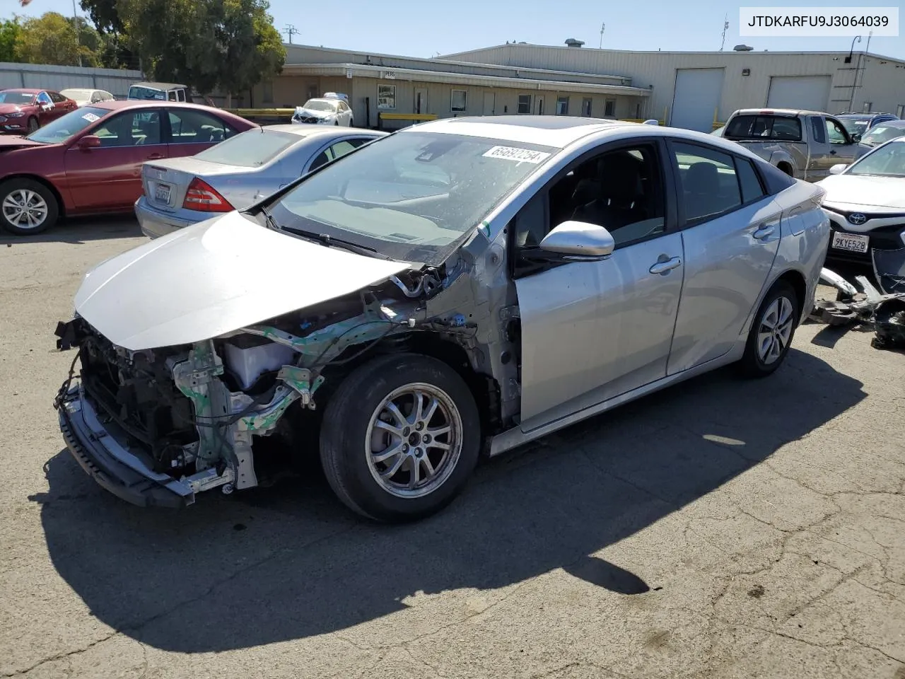 2018 Toyota Prius VIN: JTDKARFU9J3064039 Lot: 69692254