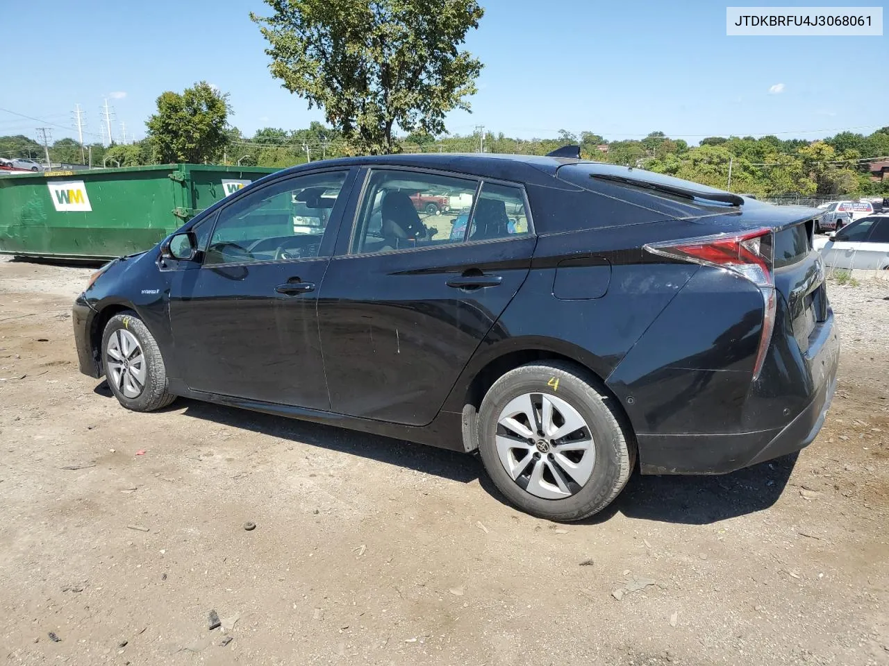 JTDKBRFU4J3068061 2018 Toyota Prius