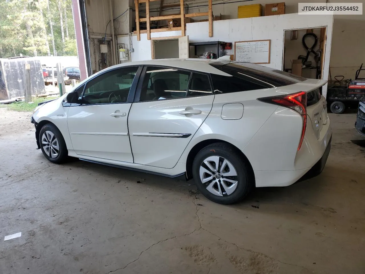 JTDKARFU2J3554452 2018 Toyota Prius