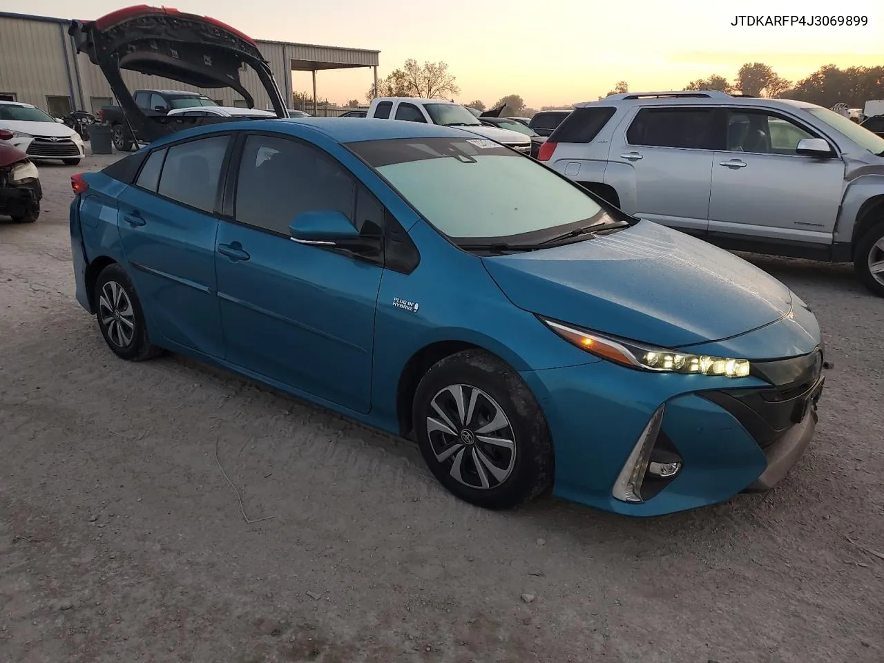 2018 Toyota Prius Prime VIN: JTDKARFP4J3069899 Lot: 72247424