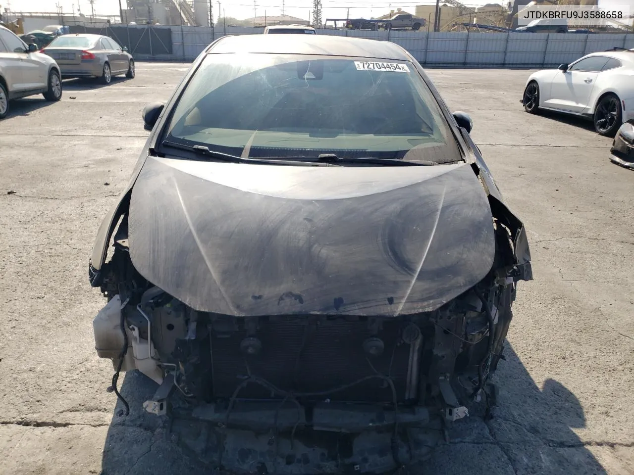 JTDKBRFU9J3588658 2018 Toyota Prius