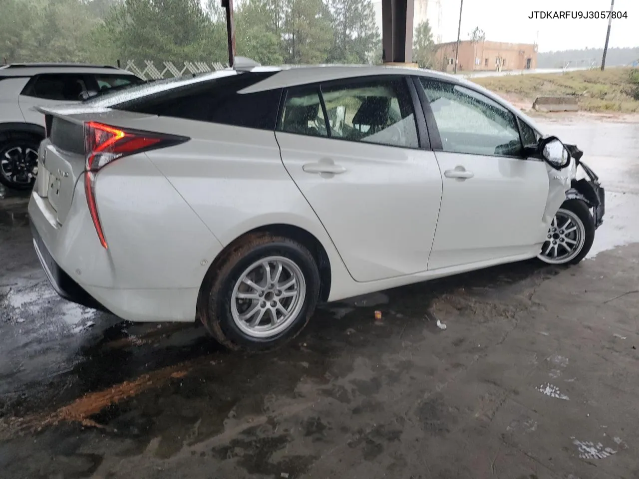 2018 Toyota Prius VIN: JTDKARFU9J3057804 Lot: 72938574