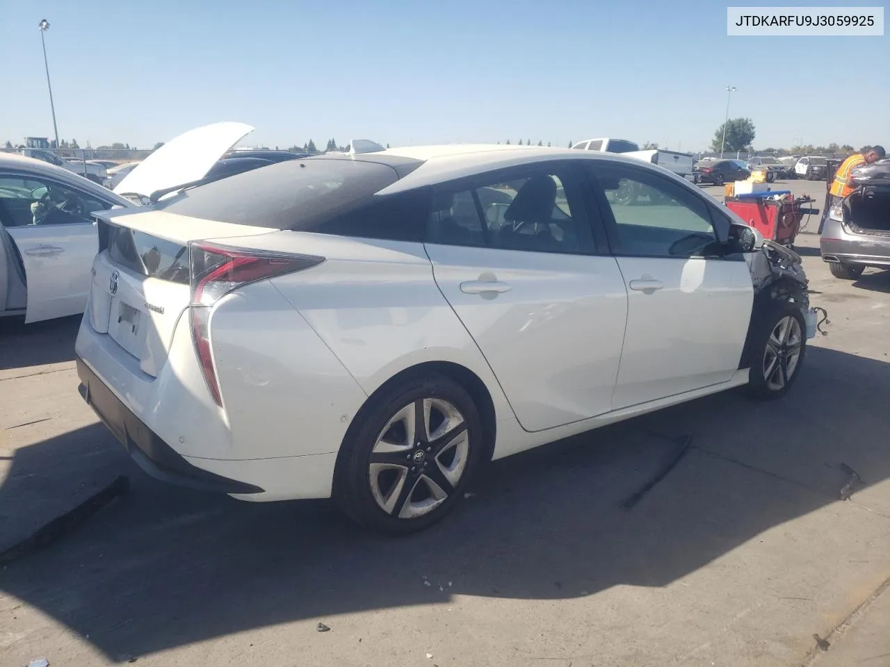 2018 Toyota Prius VIN: JTDKARFU9J3059925 Lot: 74494664