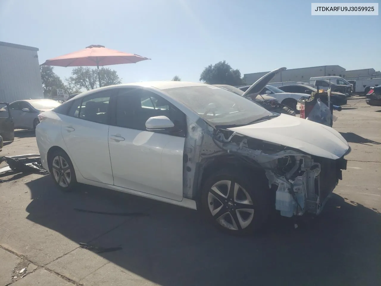 2018 Toyota Prius VIN: JTDKARFU9J3059925 Lot: 74494664