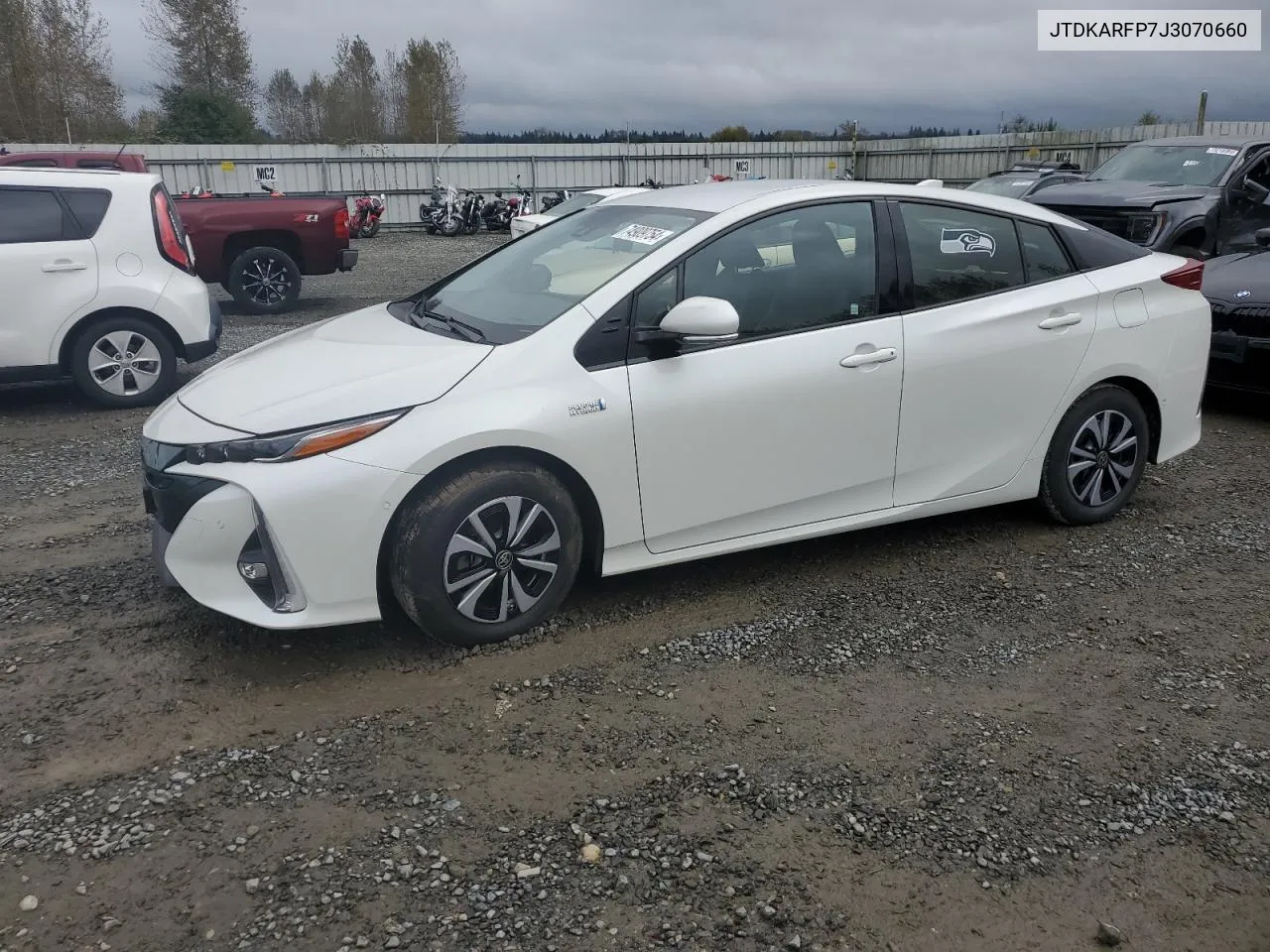 2018 Toyota Prius Prime VIN: JTDKARFP7J3070660 Lot: 74909754