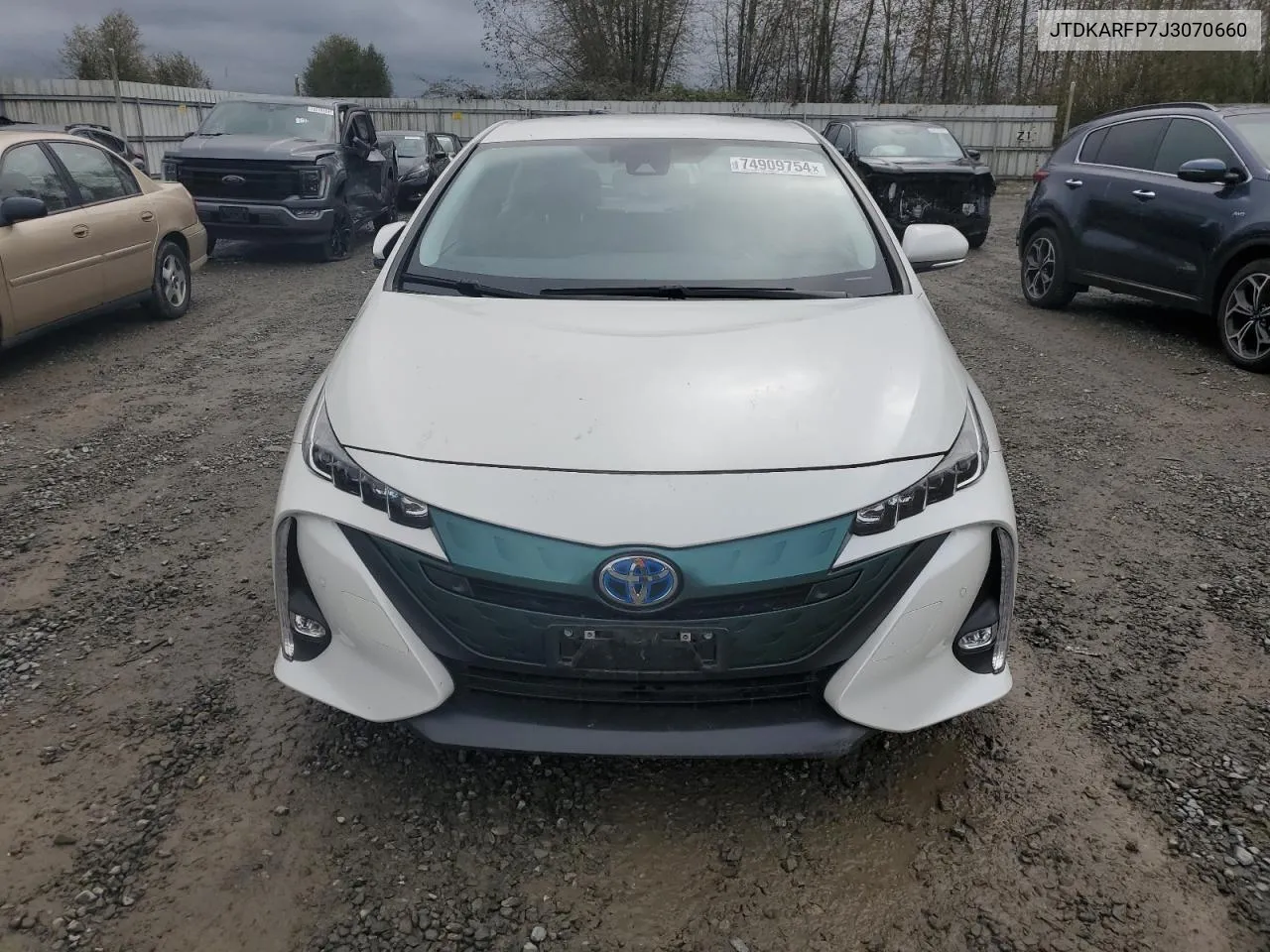 2018 Toyota Prius Prime VIN: JTDKARFP7J3070660 Lot: 74909754