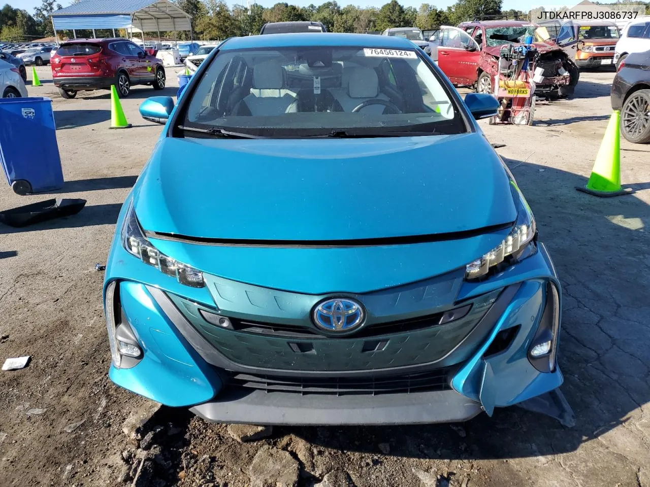 2018 Toyota Prius Prime VIN: JTDKARFP8J3086737 Lot: 76456124