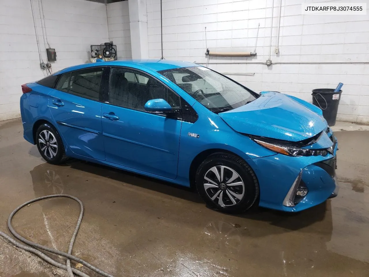 2018 Toyota Prius Prime VIN: JTDKARFP8J3074555 Lot: 76763014