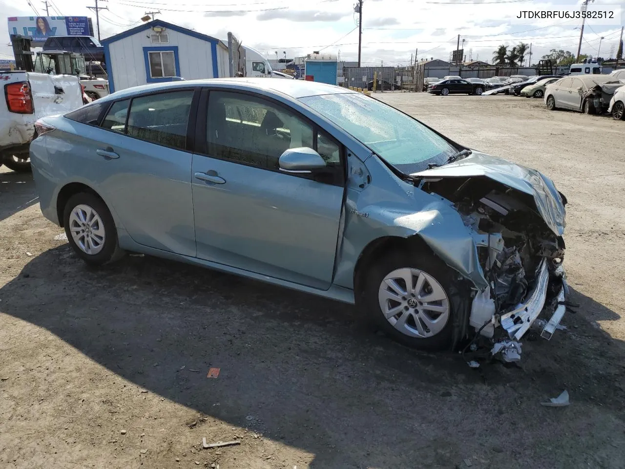 JTDKBRFU6J3582512 2018 Toyota Prius