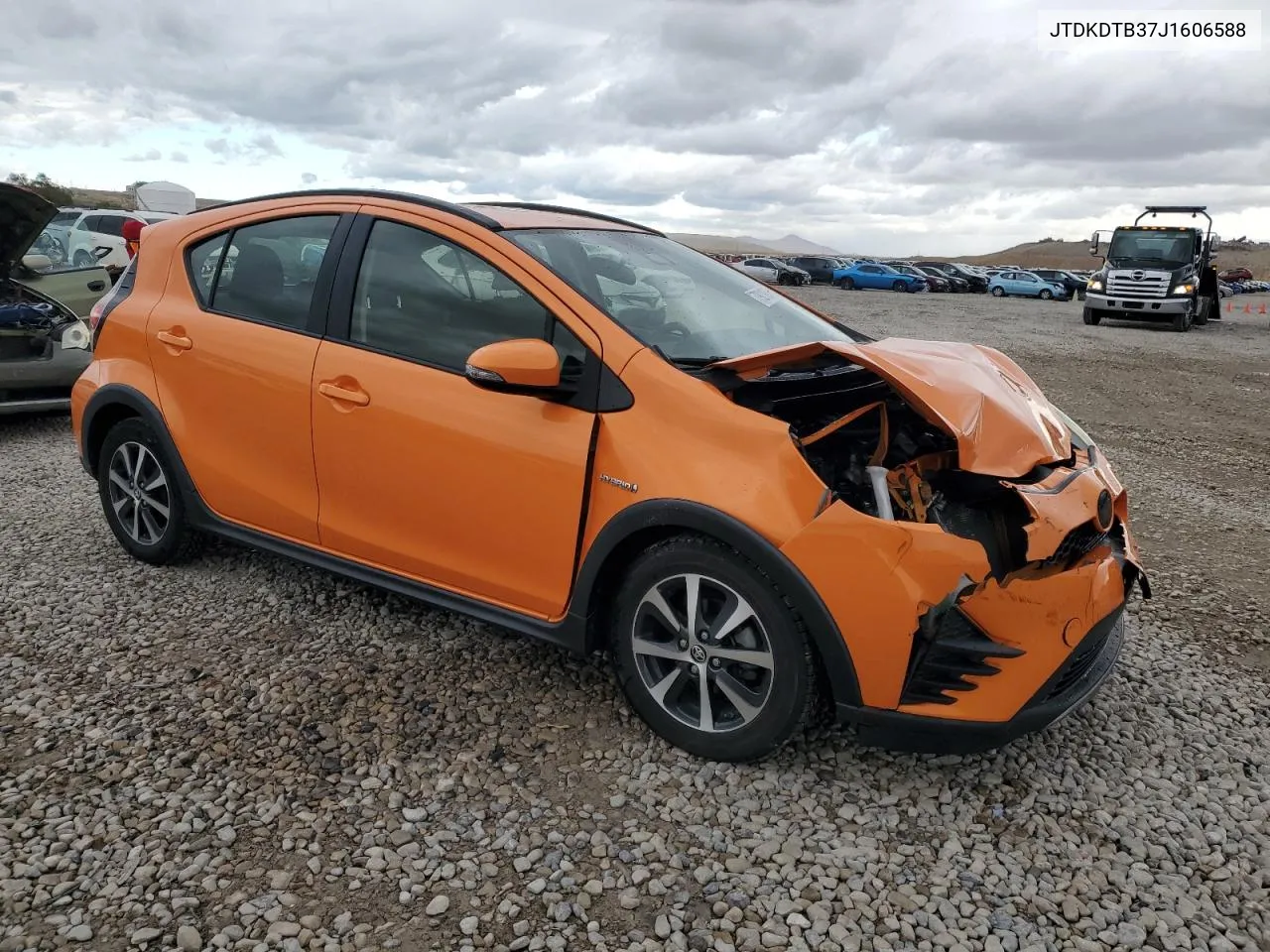 2018 Toyota Prius C VIN: JTDKDTB37J1606588 Lot: 79219674