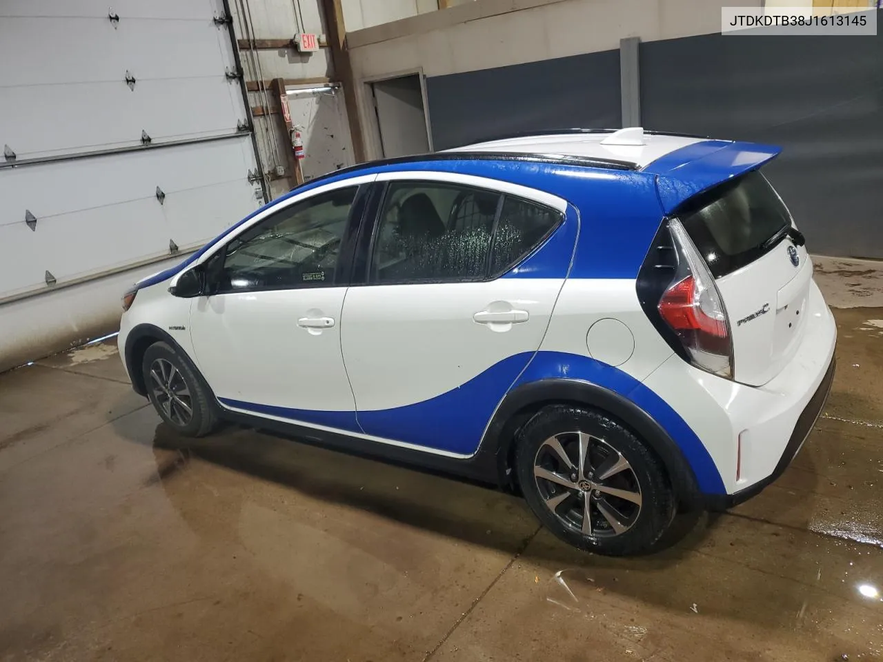 2018 Toyota Prius C VIN: JTDKDTB38J1613145 Lot: 79661544