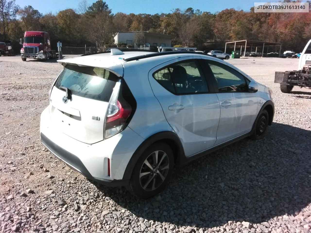 2018 Toyota Prius C VIN: JTDKDTB39J1613140 Lot: 79873664