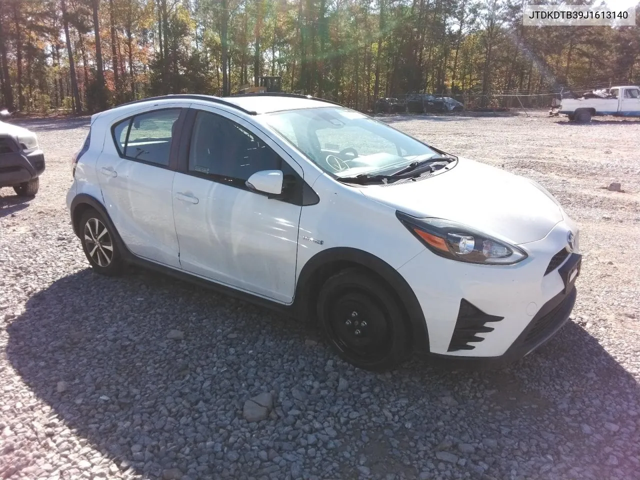 2018 Toyota Prius C VIN: JTDKDTB39J1613140 Lot: 79873664