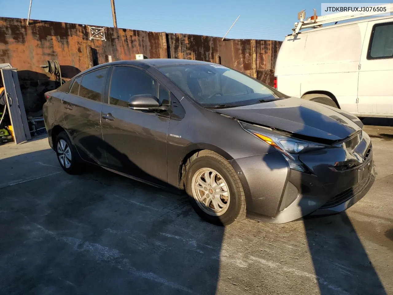 2018 Toyota Prius VIN: JTDKBRFUXJ3076505 Lot: 80423074