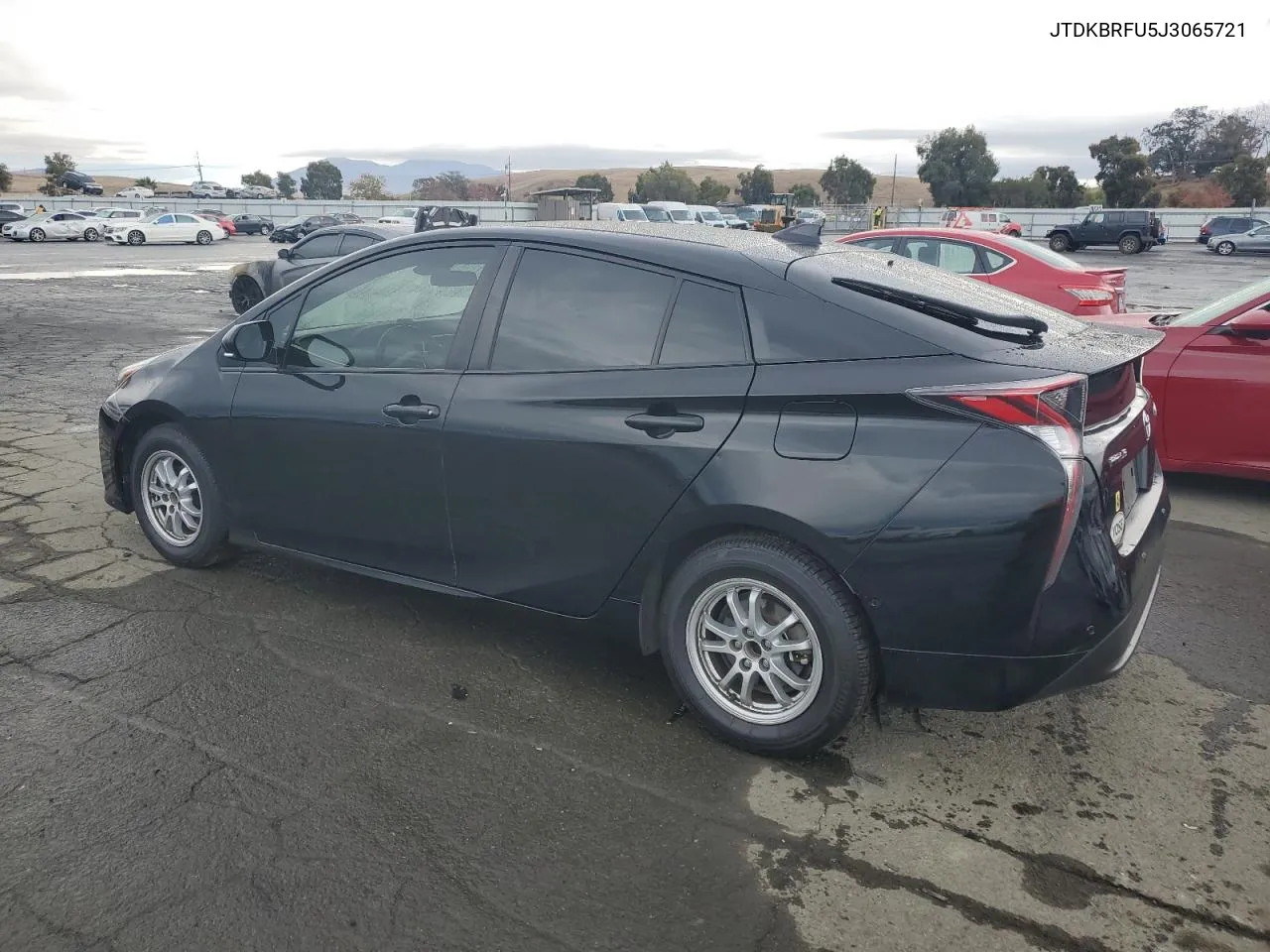 JTDKBRFU5J3065721 2018 Toyota Prius