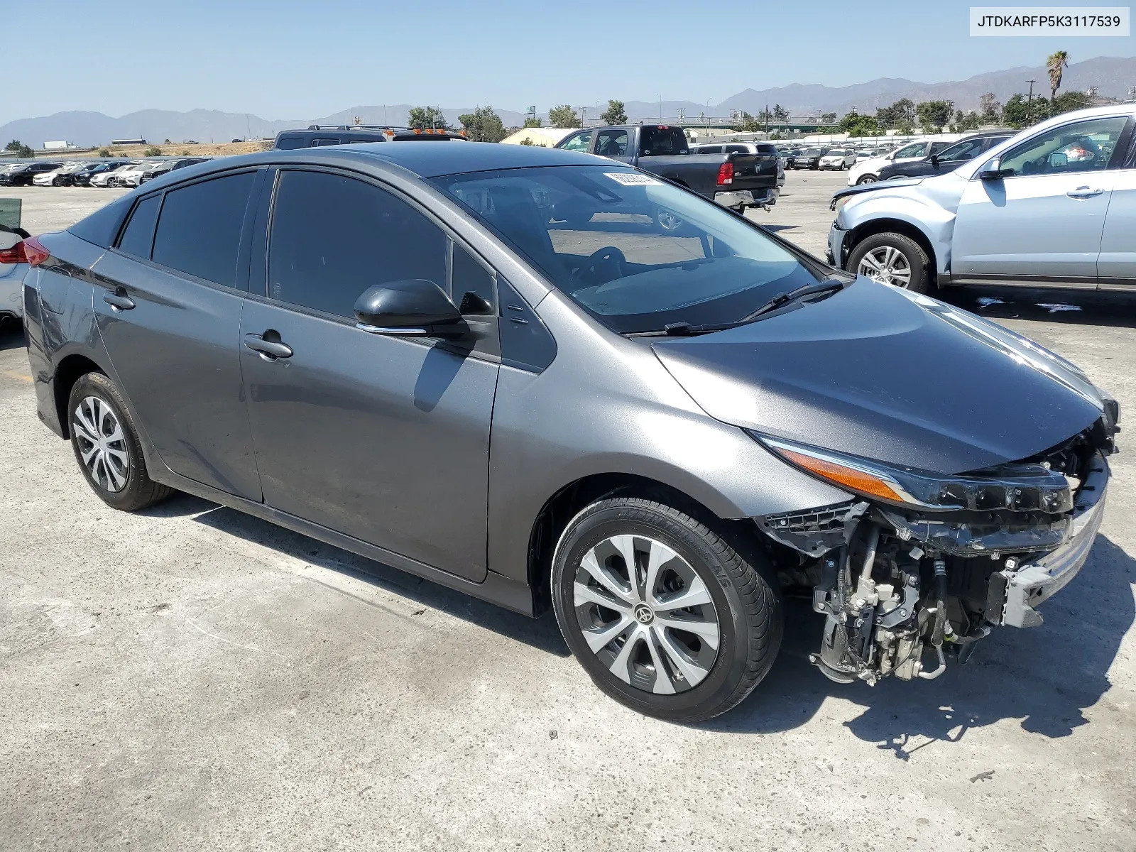 JTDKARFP5K3117539 2019 Toyota Prius Prime