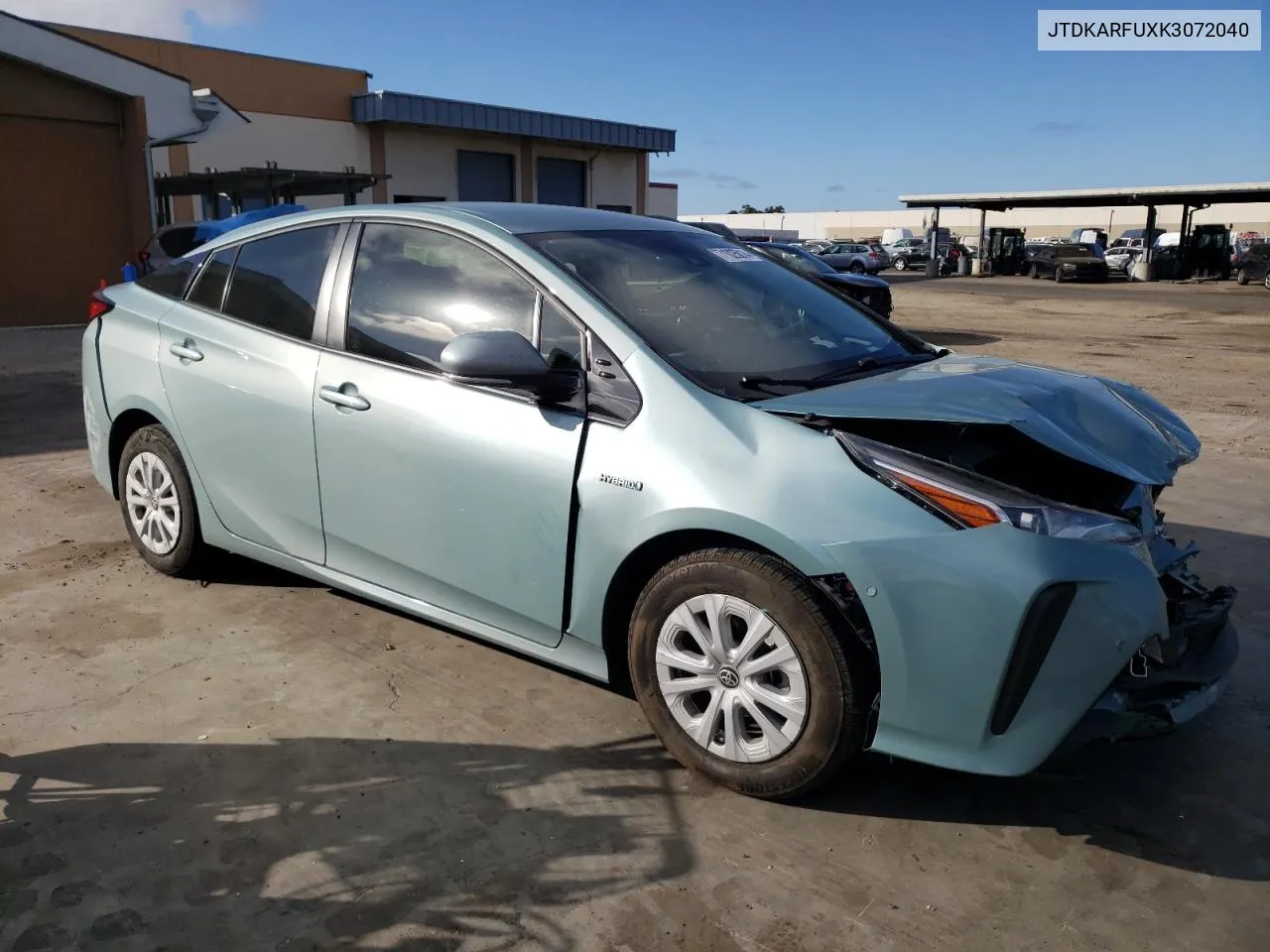 JTDKARFUXK3072040 2019 Toyota Prius