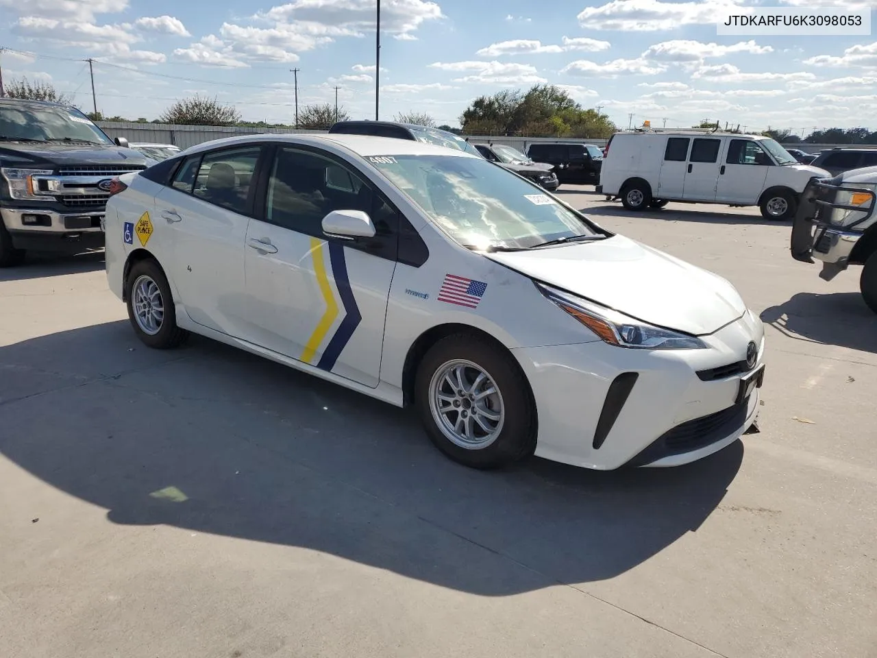 JTDKARFU6K3098053 2019 Toyota Prius