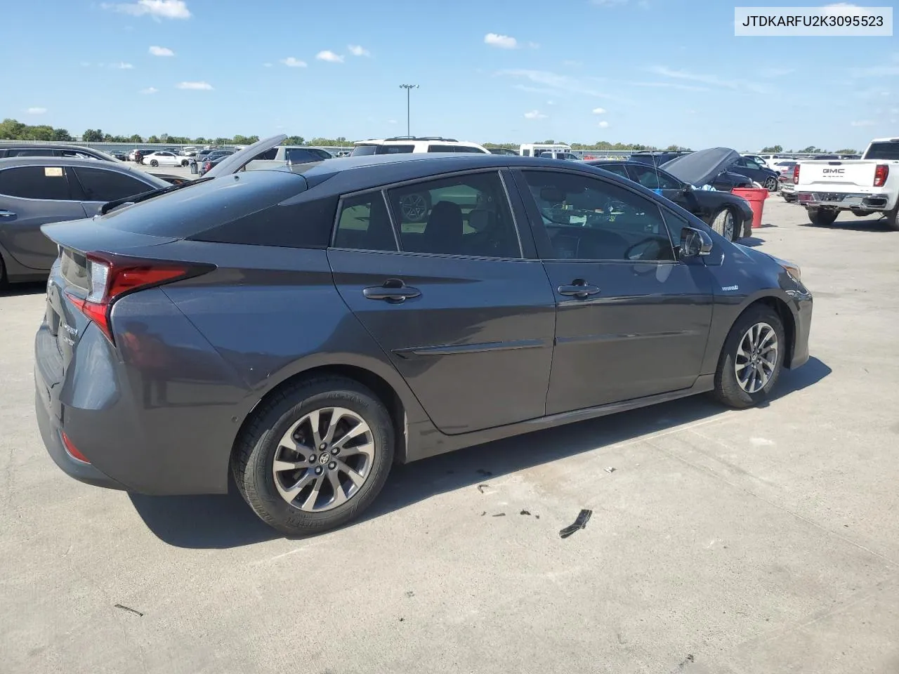 JTDKARFU2K3095523 2019 Toyota Prius